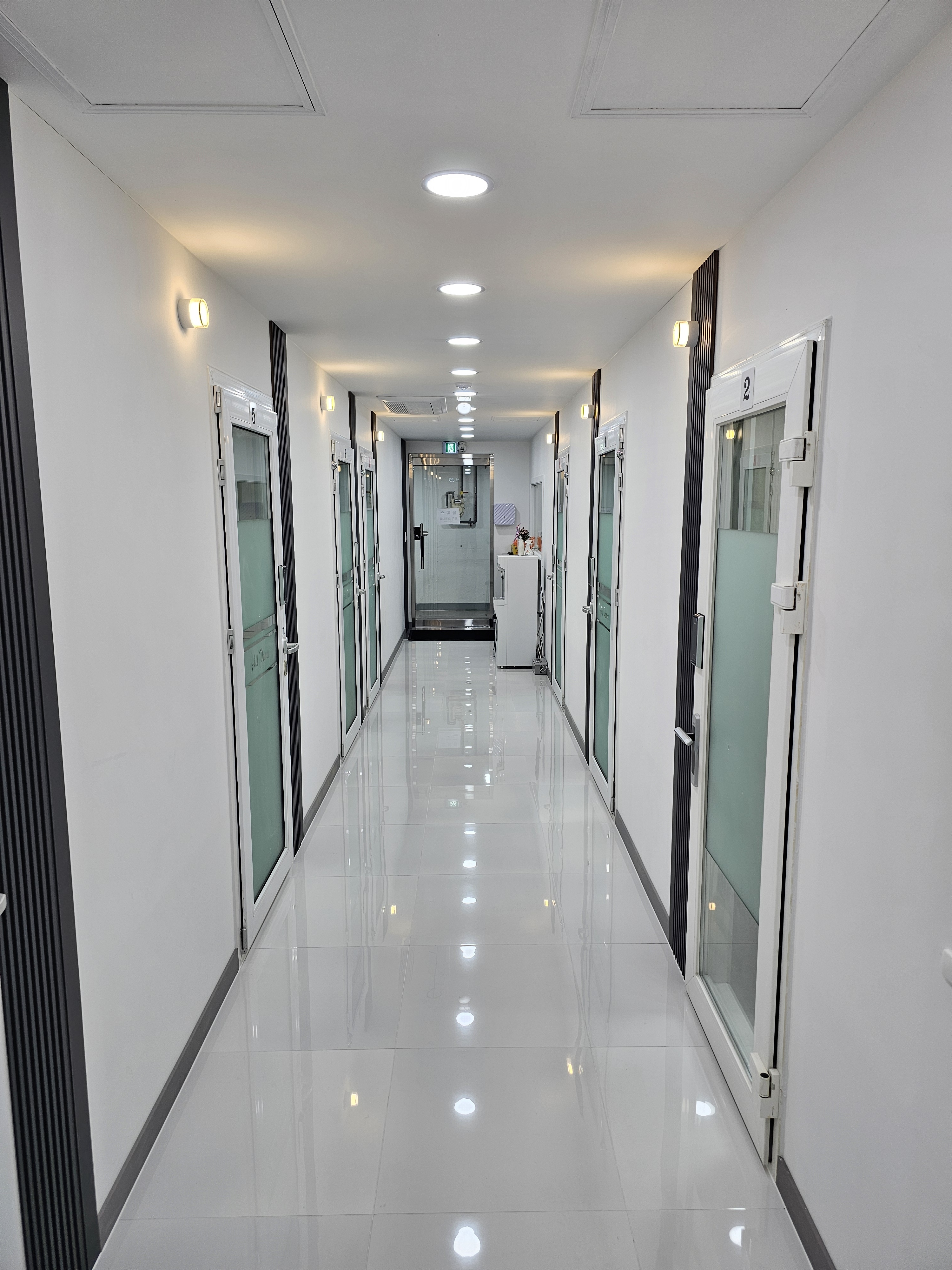 2번째 스튜디오 사진