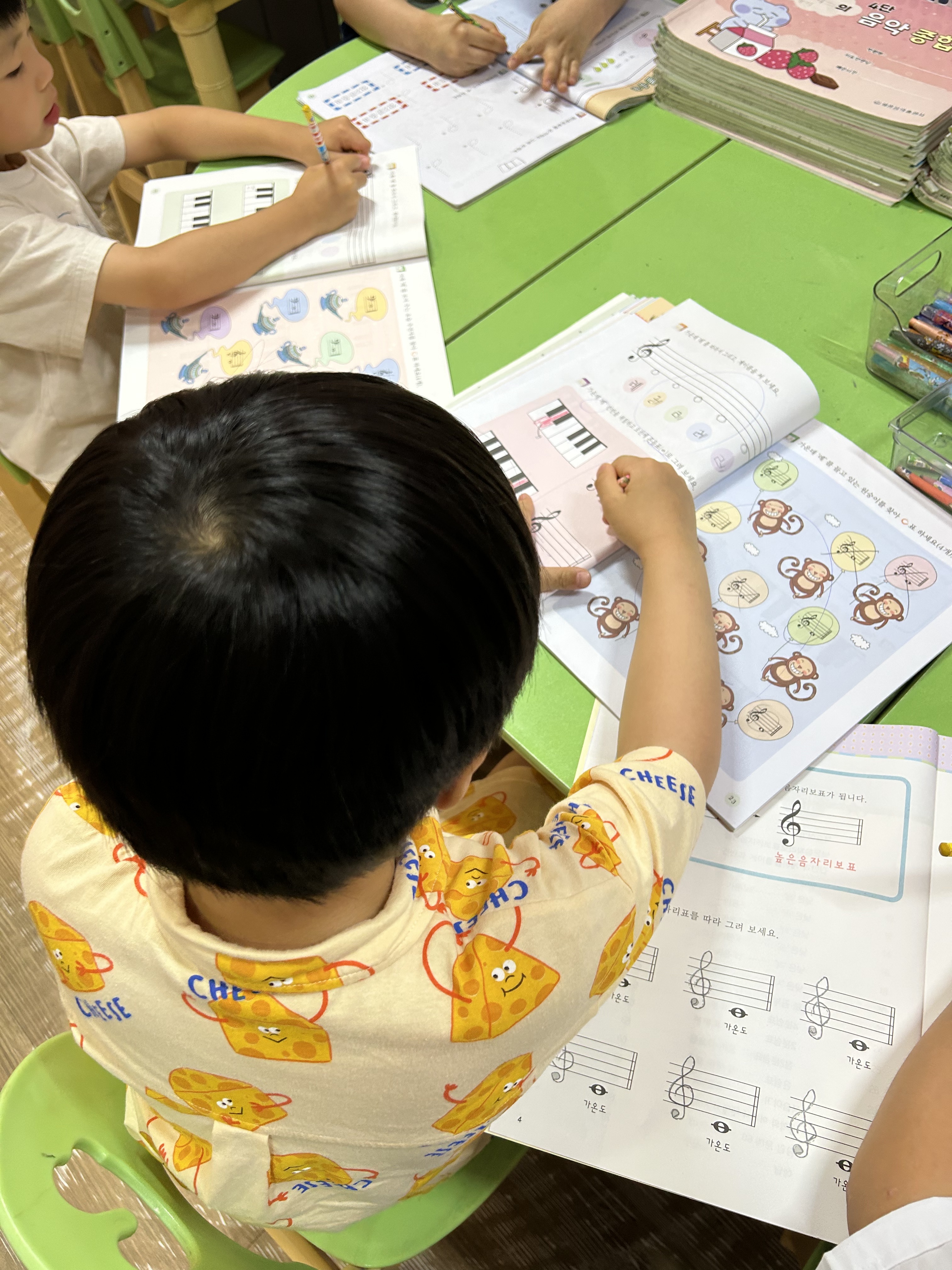 1번째 스튜디오 사진