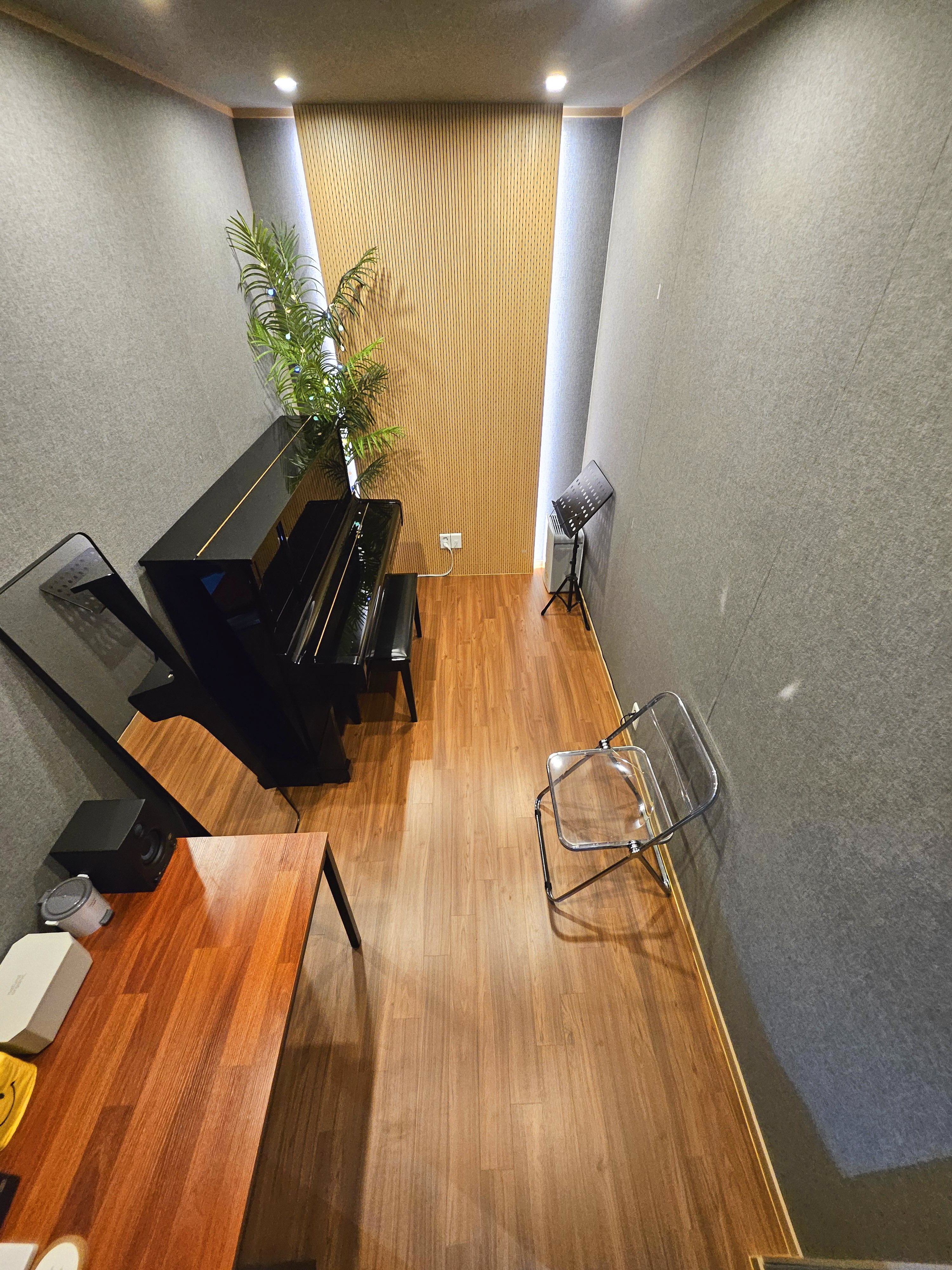 3번째 스튜디오 사진