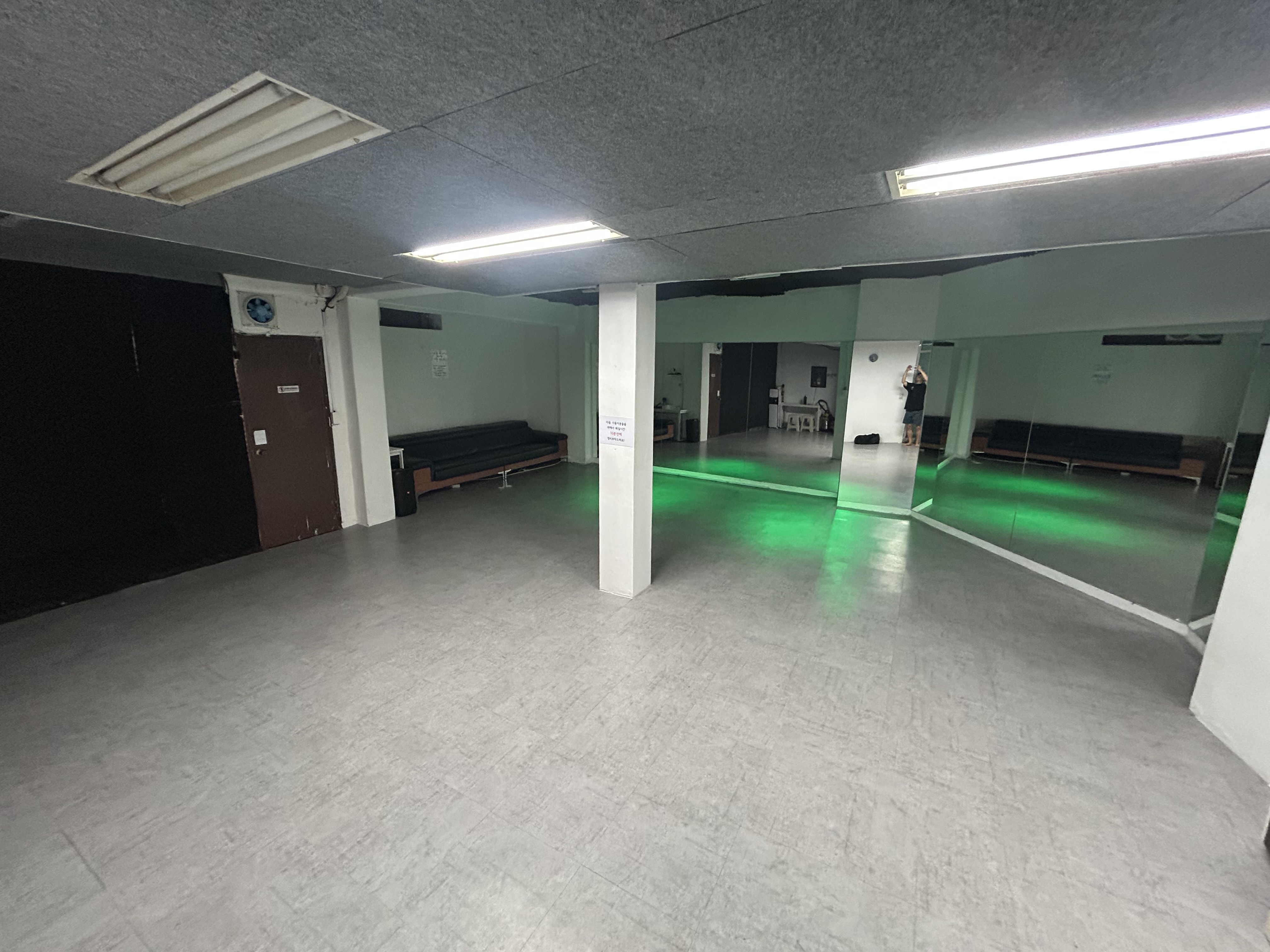 4번째 스튜디오 사진