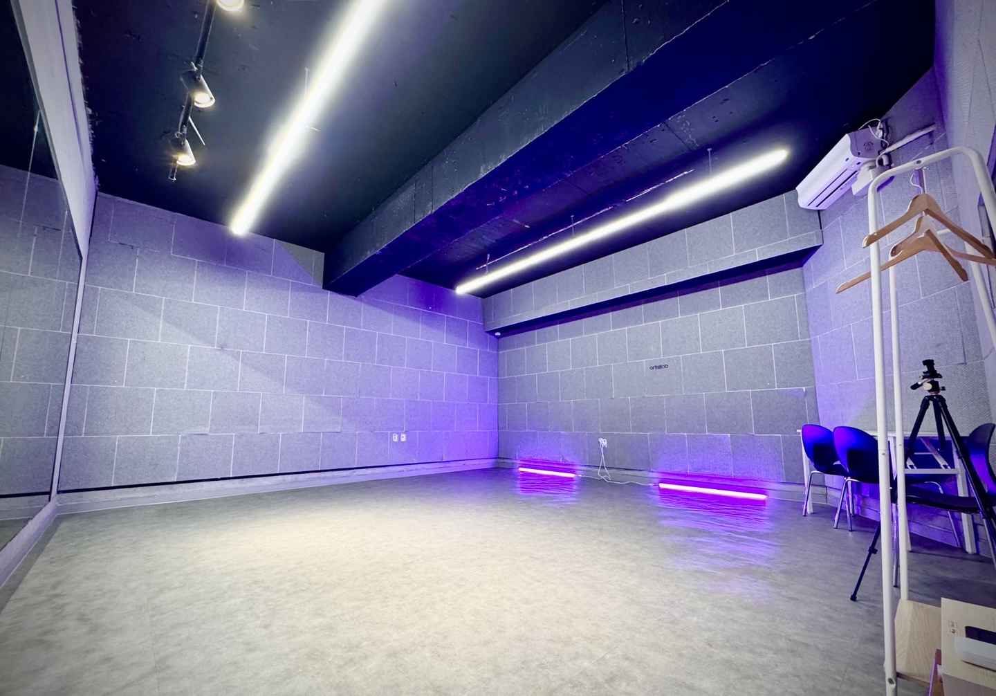 1번째 스튜디오 사진