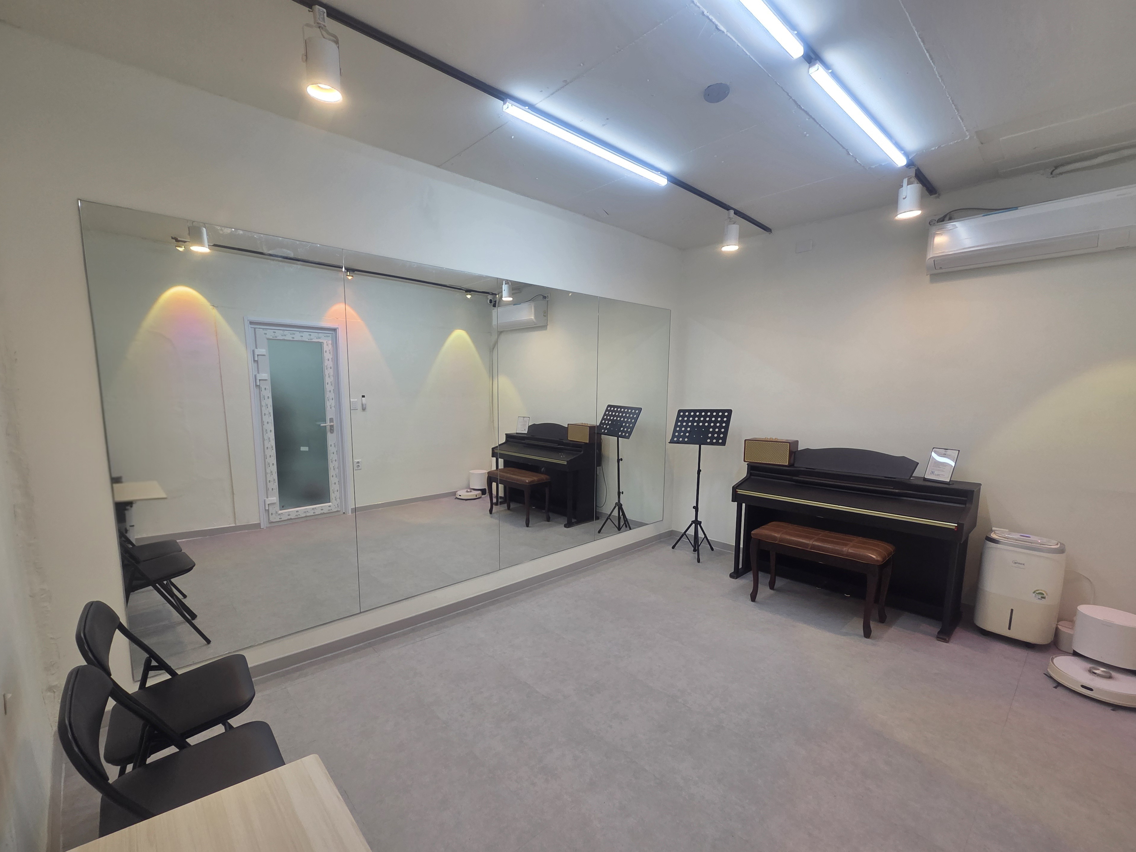 1번째 스튜디오 사진