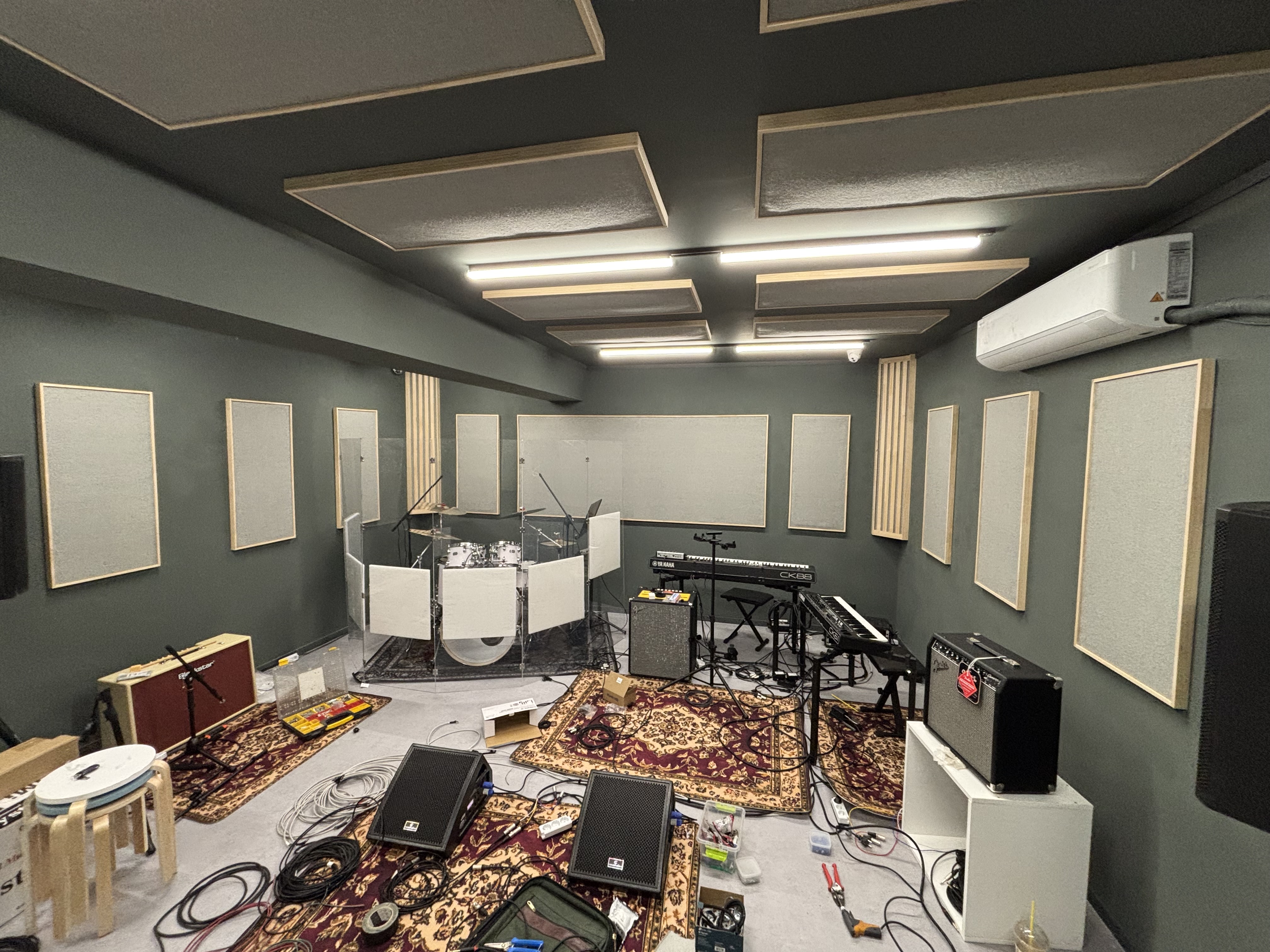 1번째 스튜디오 사진