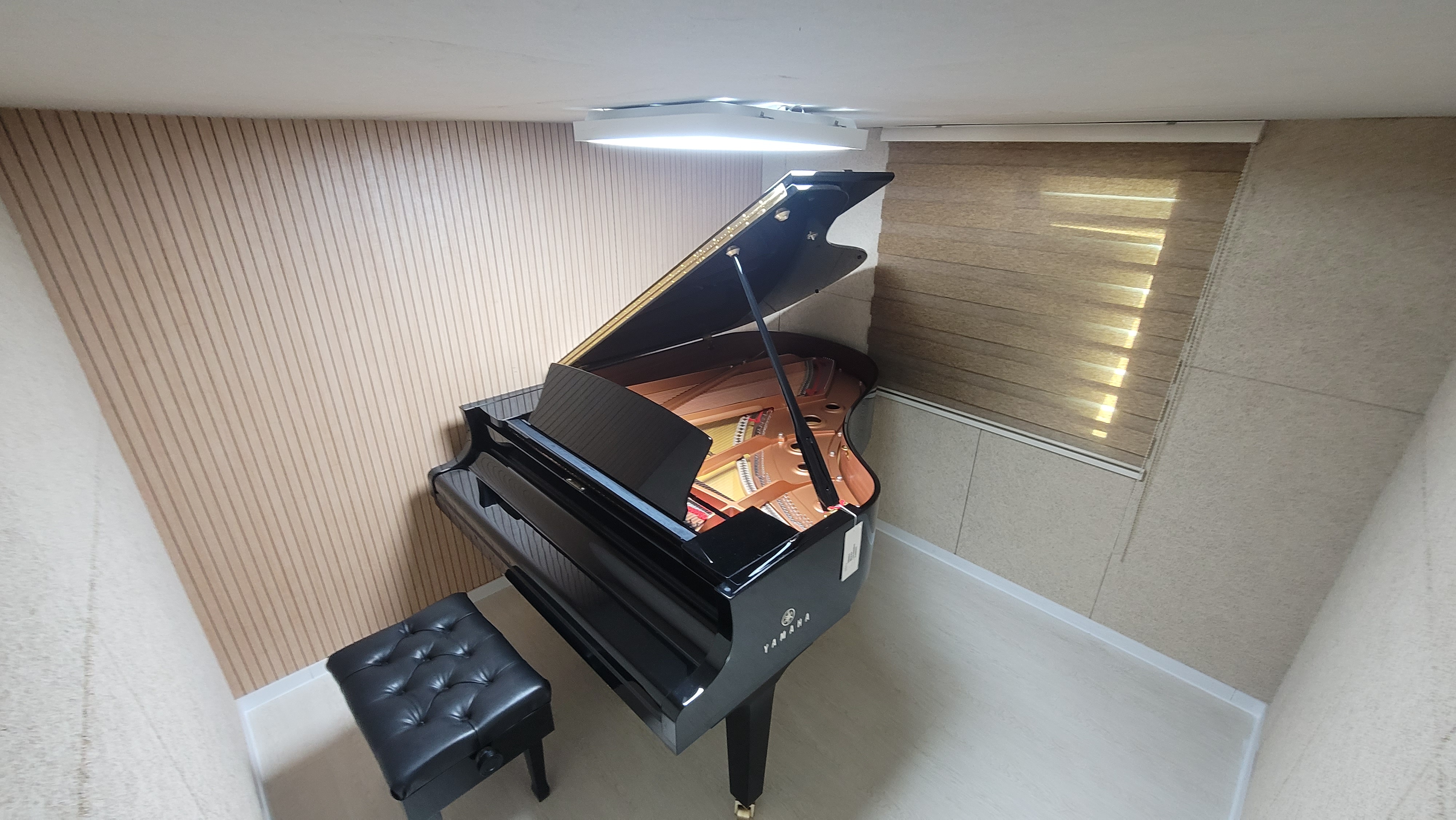 1번째 스튜디오 사진