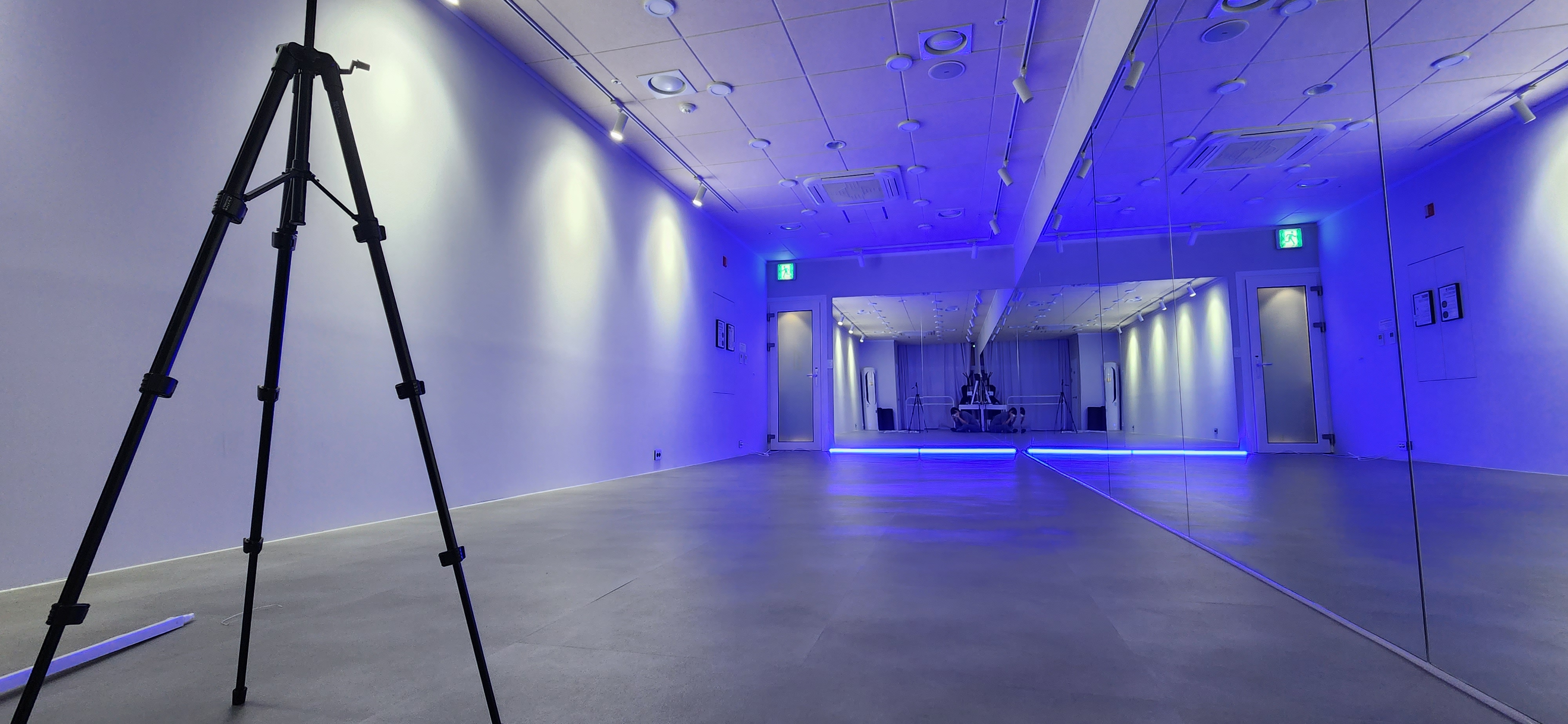 1번째 스튜디오 사진