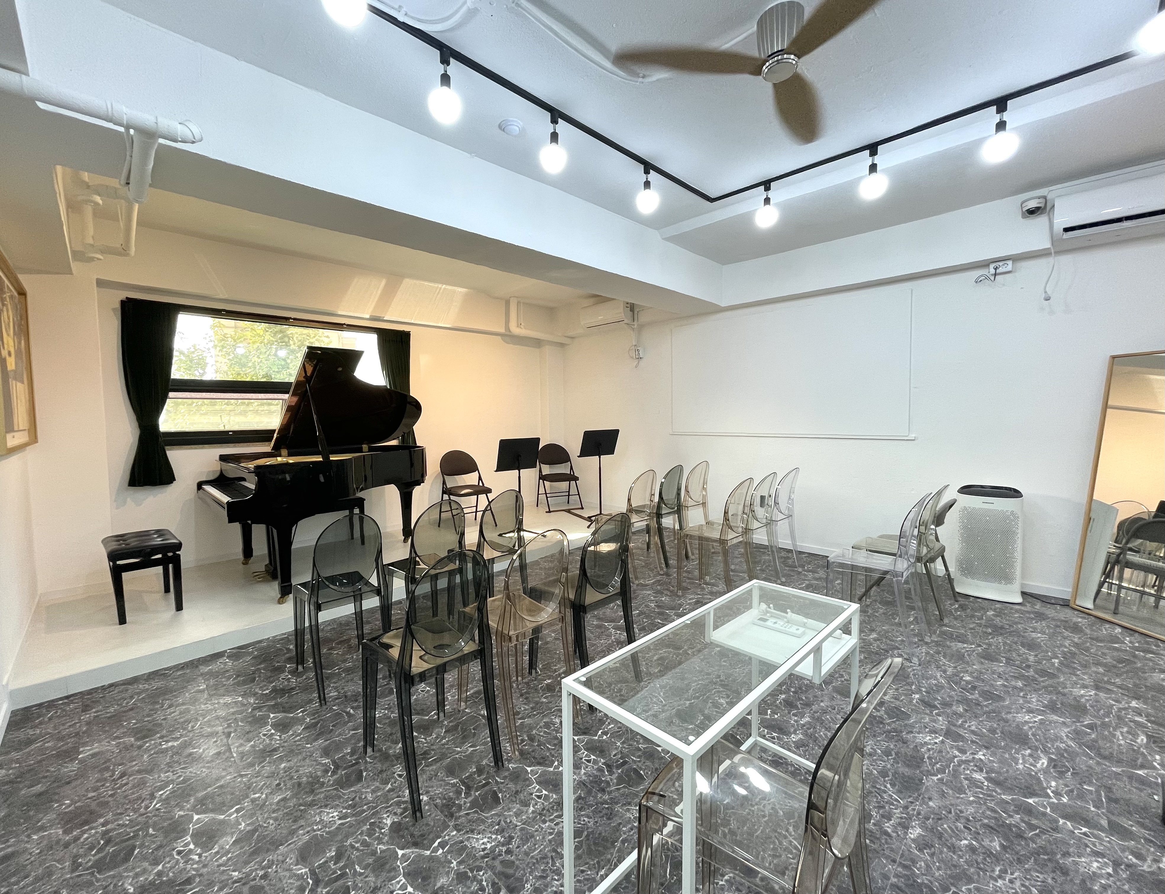 1번째 스튜디오 사진