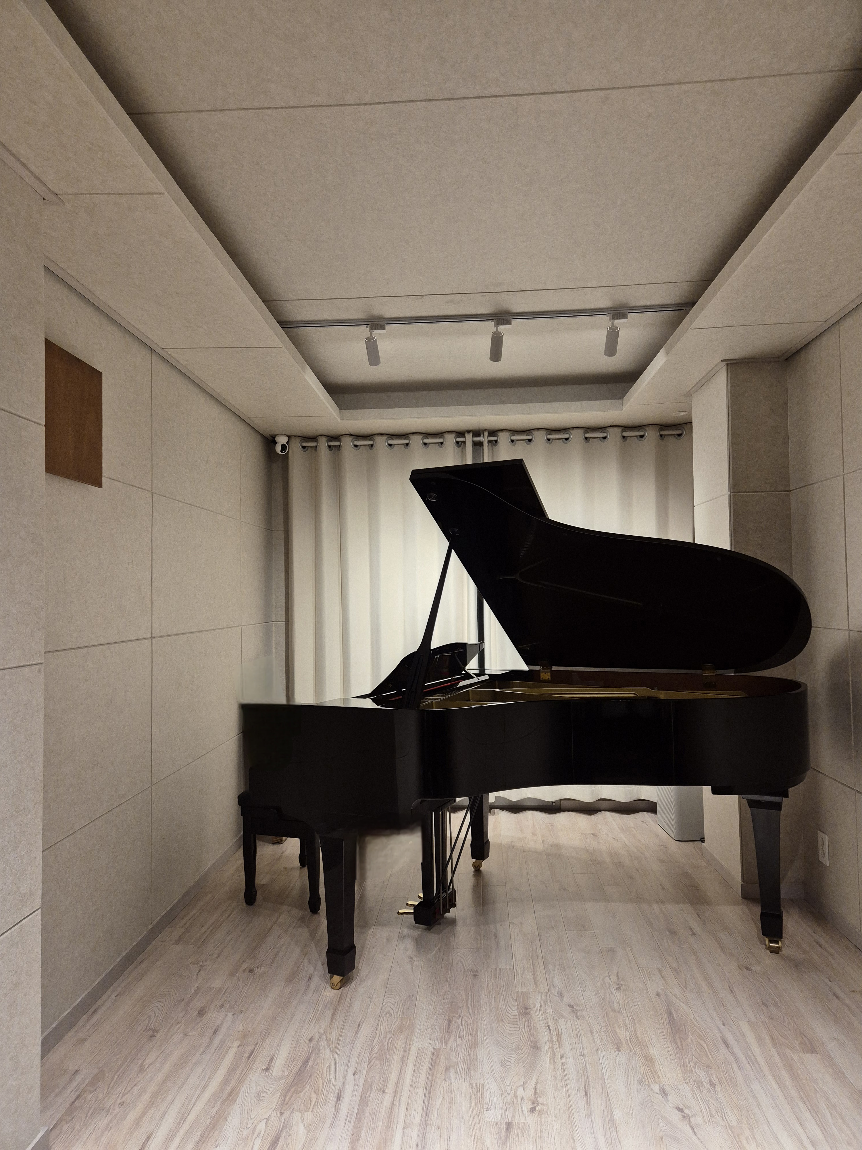 1번째 스튜디오 사진