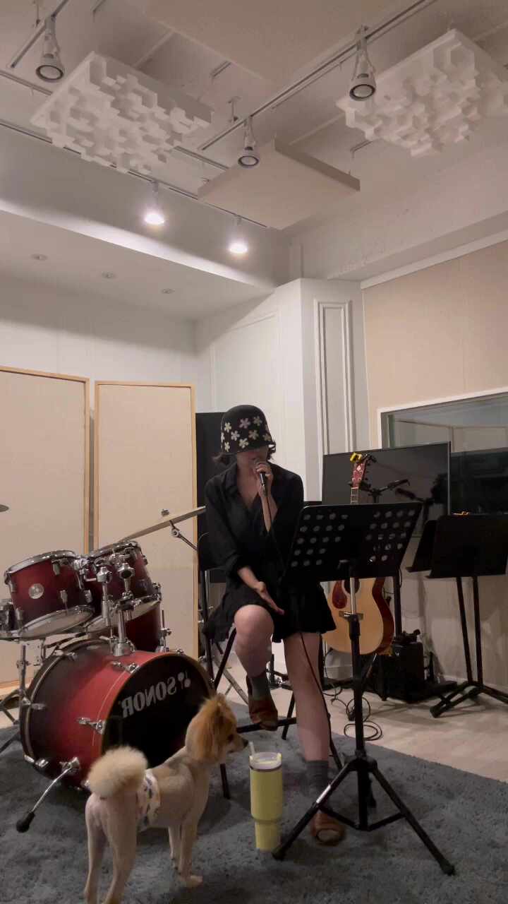 2번째 스튜디오 사진