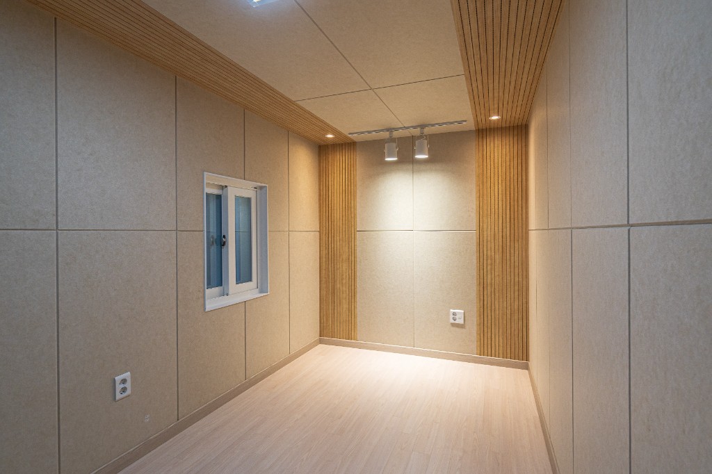 4번째 스튜디오 사진