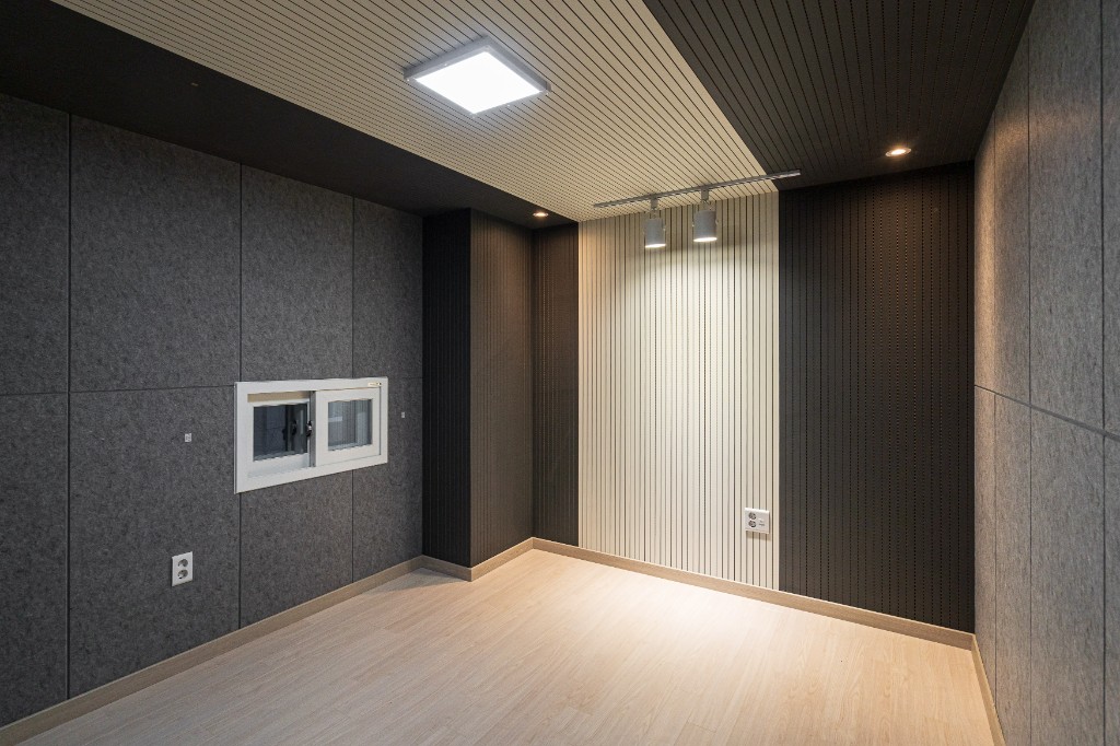 2번째 스튜디오 사진