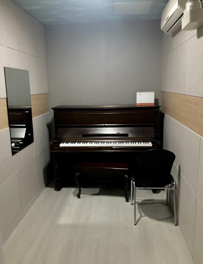 4번째 스튜디오 사진