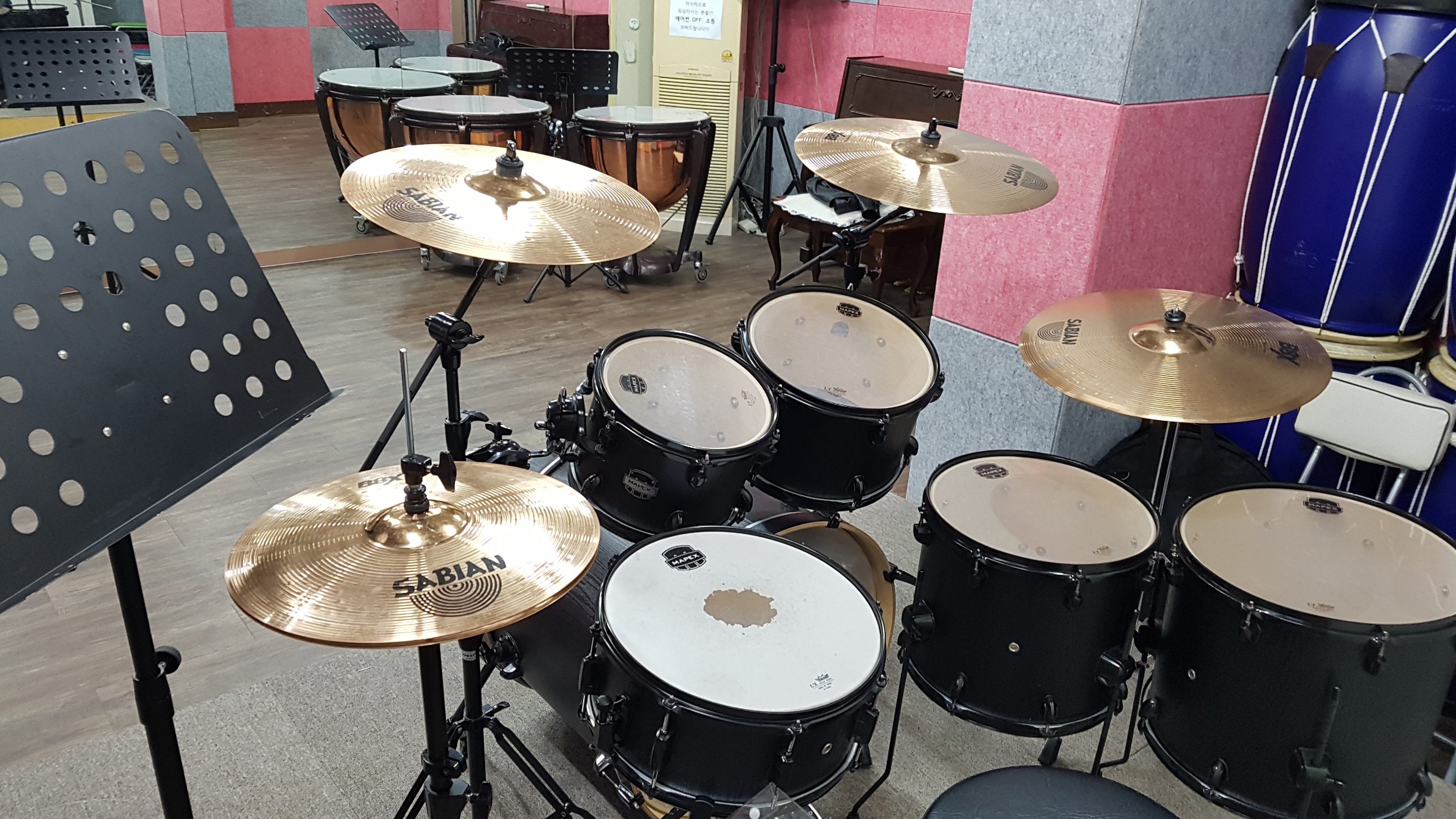 2번째 스튜디오 사진