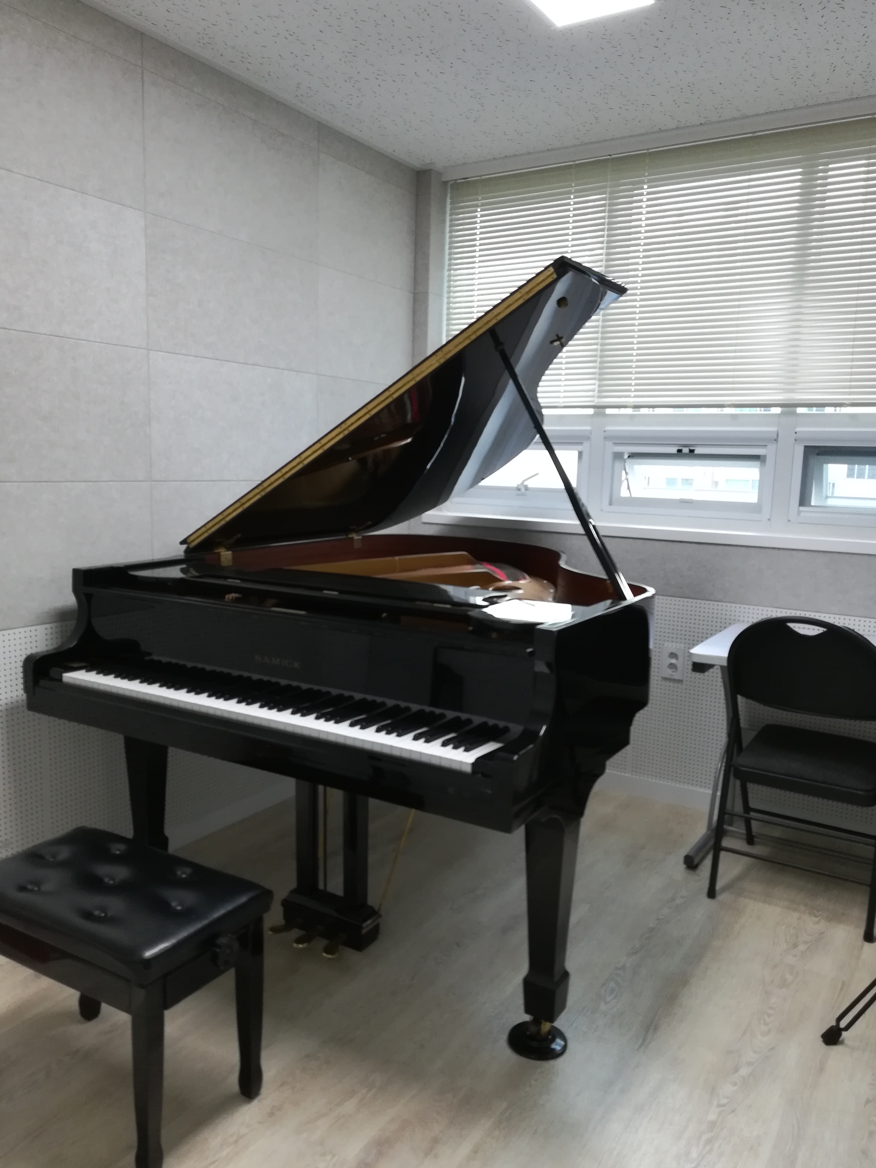 2번째 스튜디오 사진