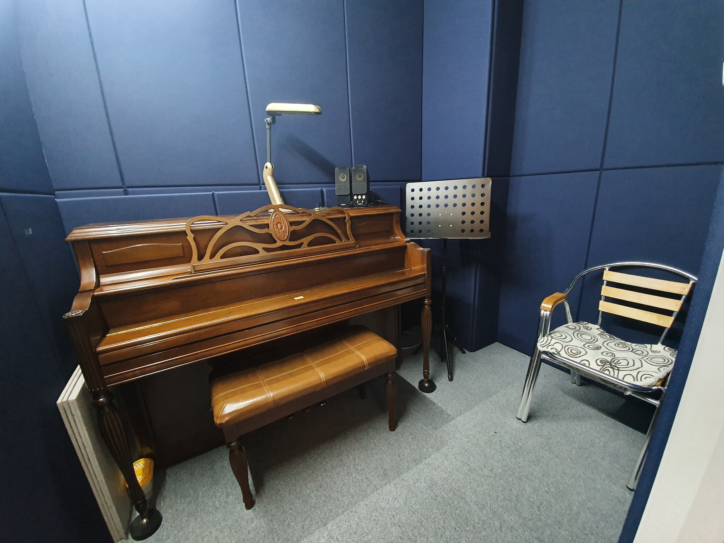 4번째 스튜디오 사진