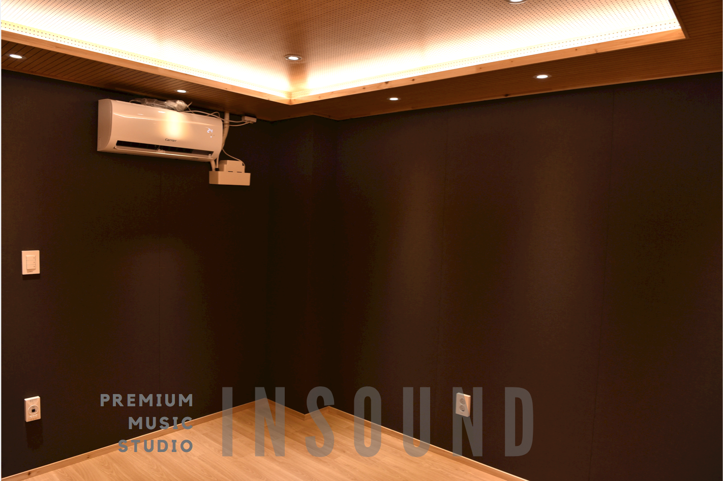 4번째 스튜디오 사진