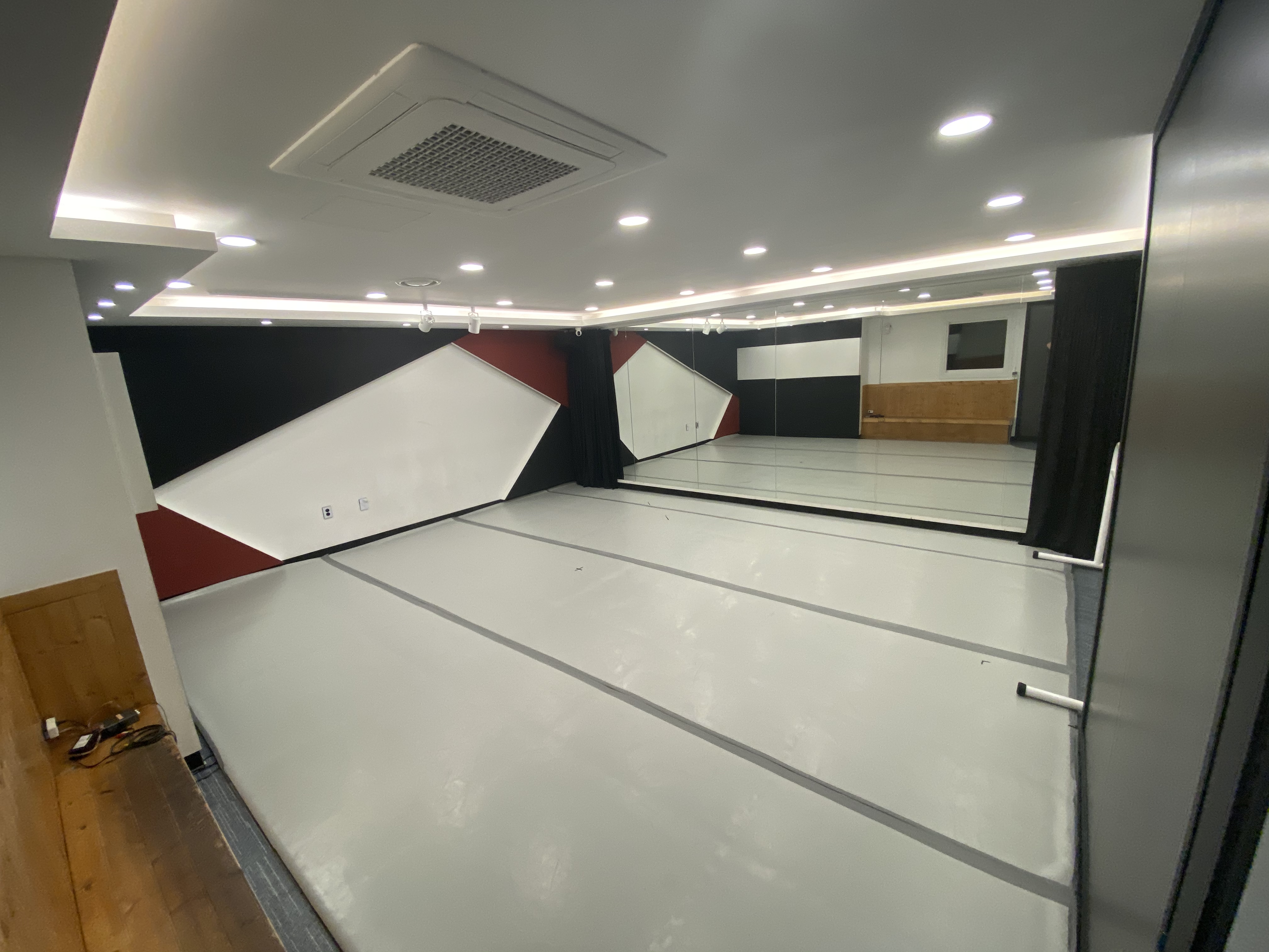 1번째 스튜디오 사진