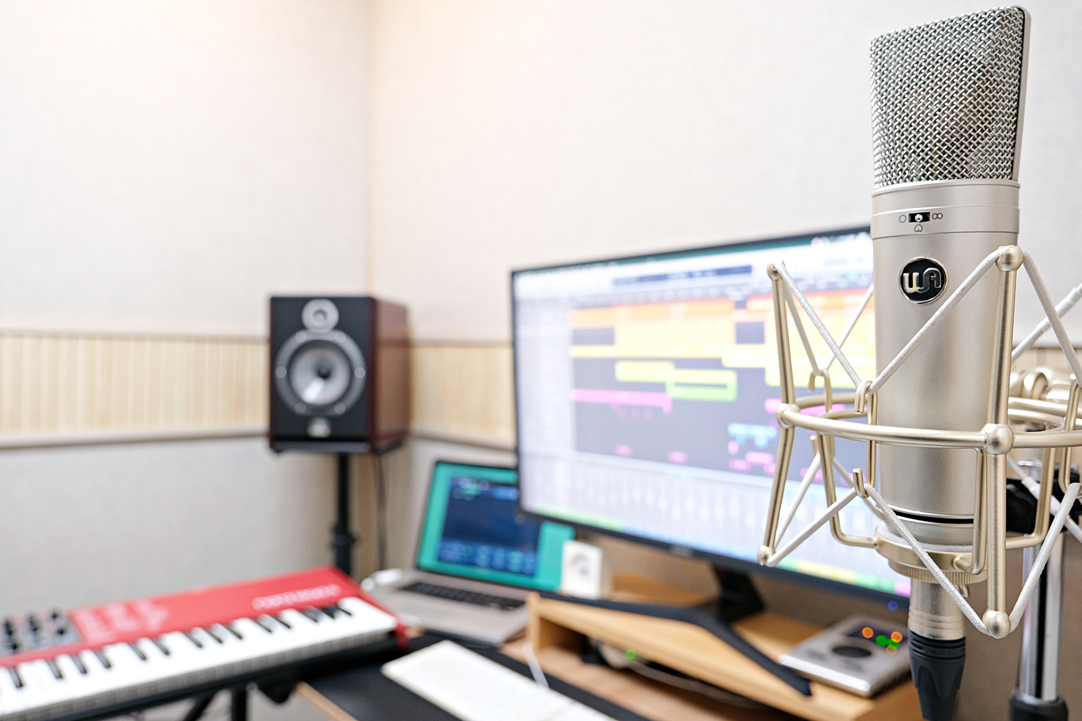 1번째 스튜디오 사진