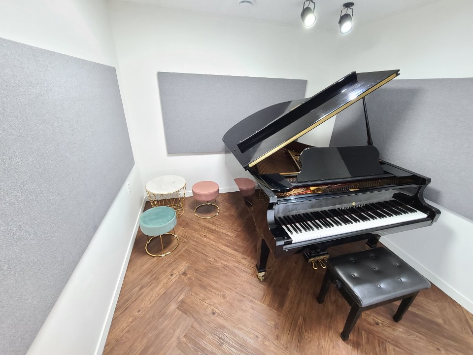 4번째 스튜디오 사진