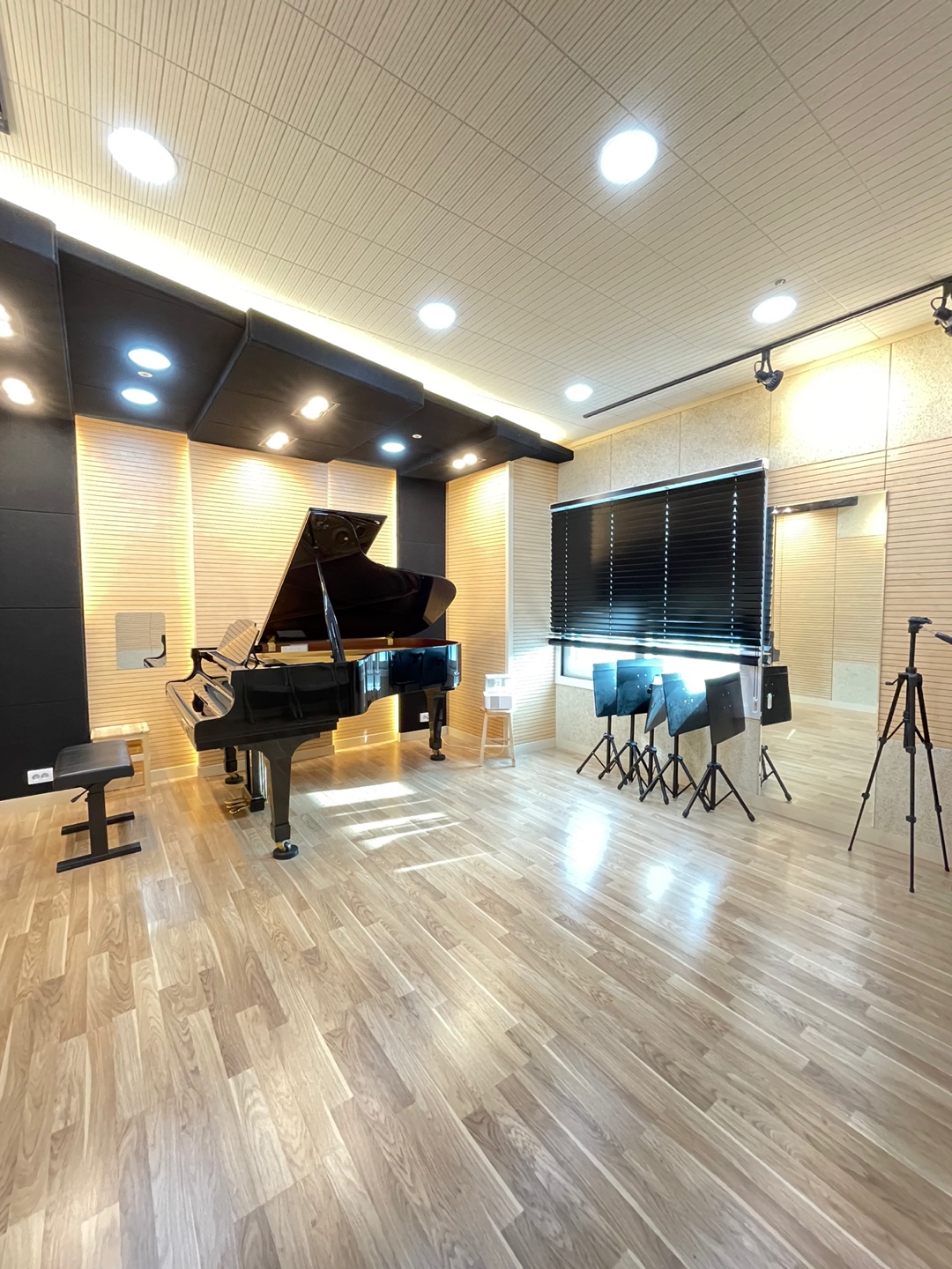 1번째 스튜디오 사진