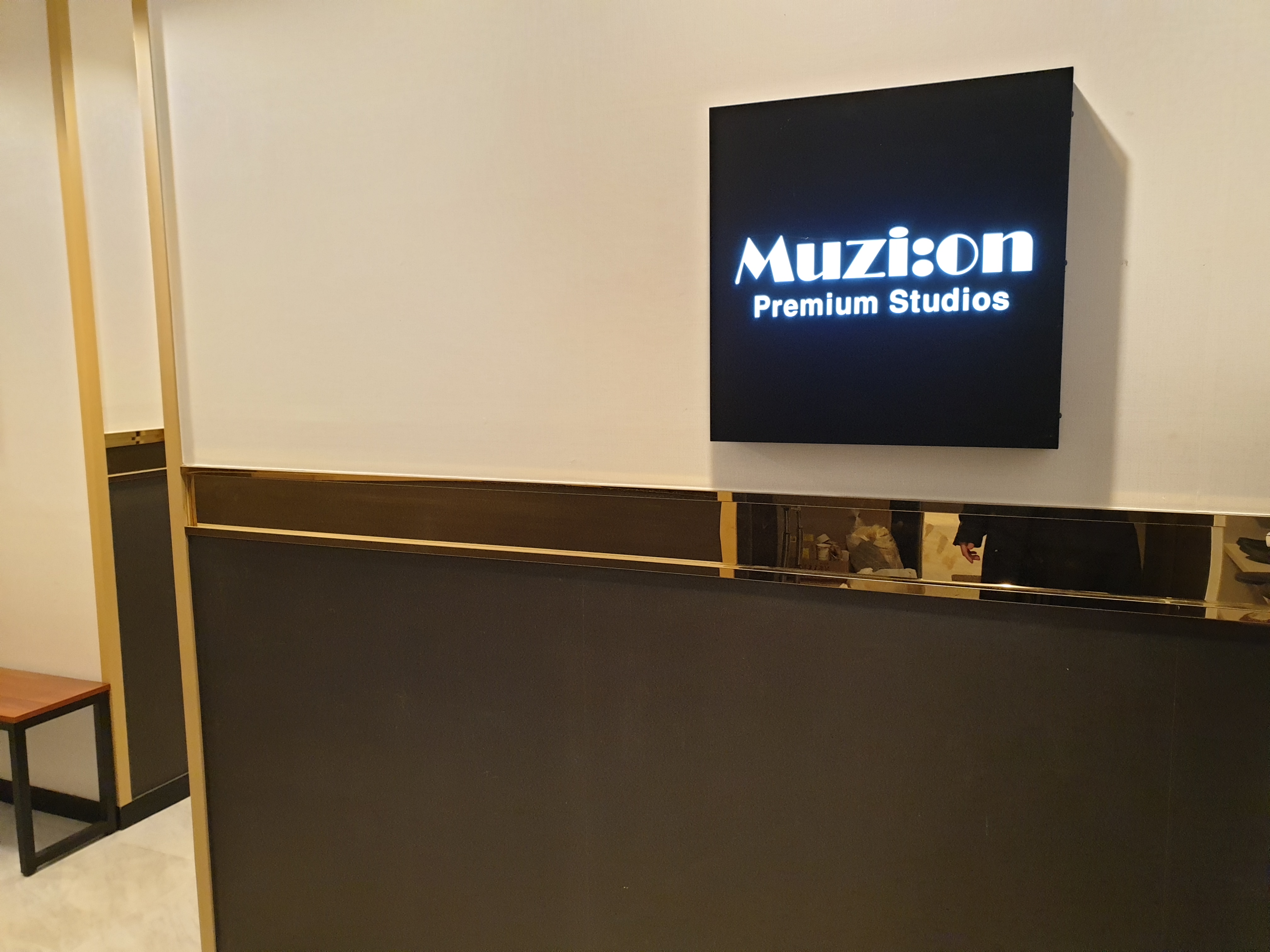 3번째 스튜디오 사진