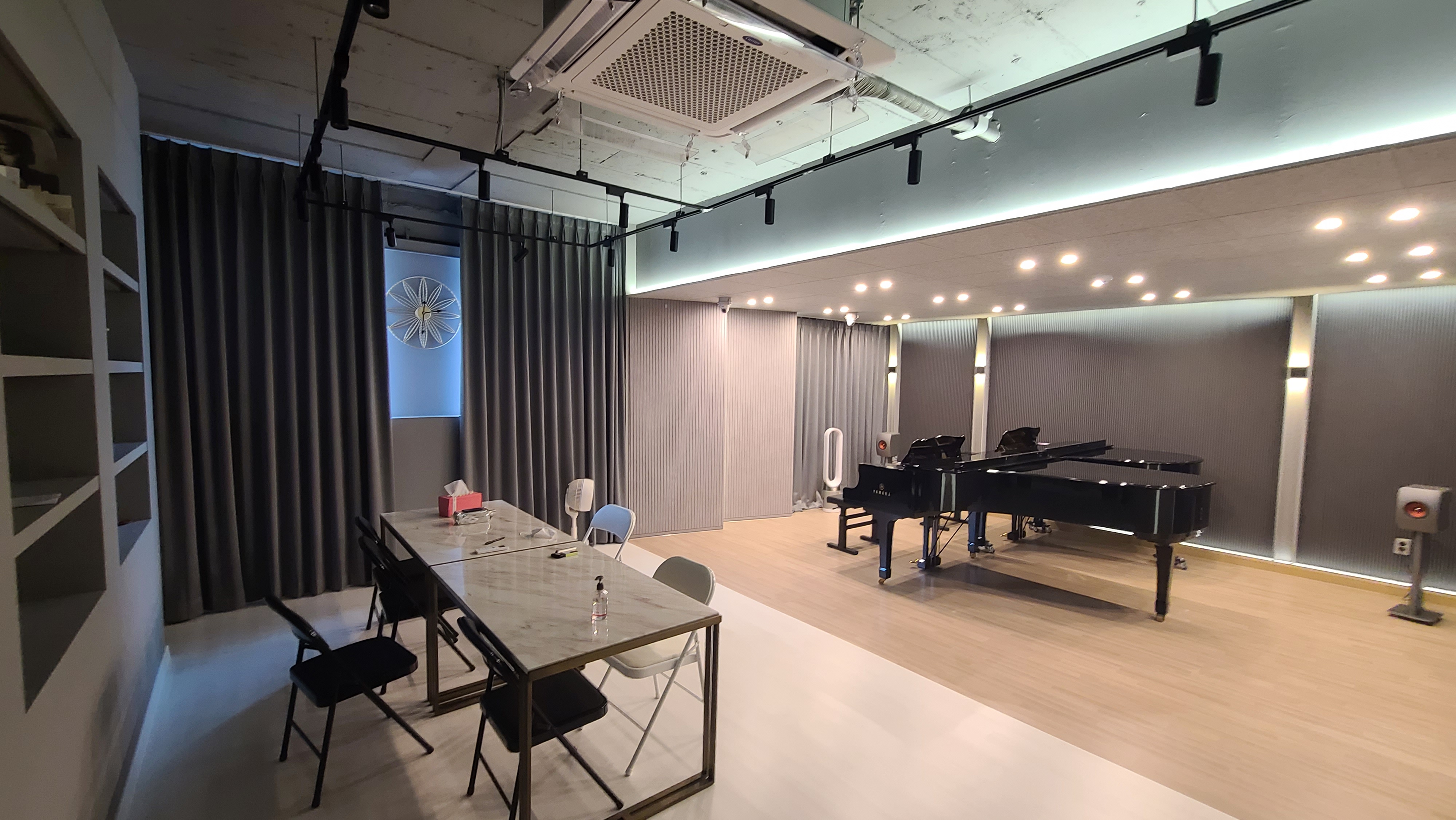 1번째 스튜디오 사진