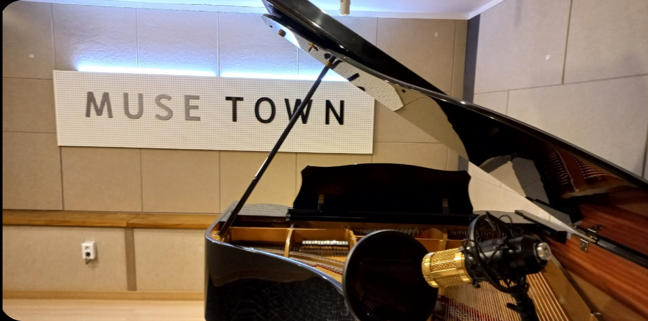 3번째 스튜디오 사진