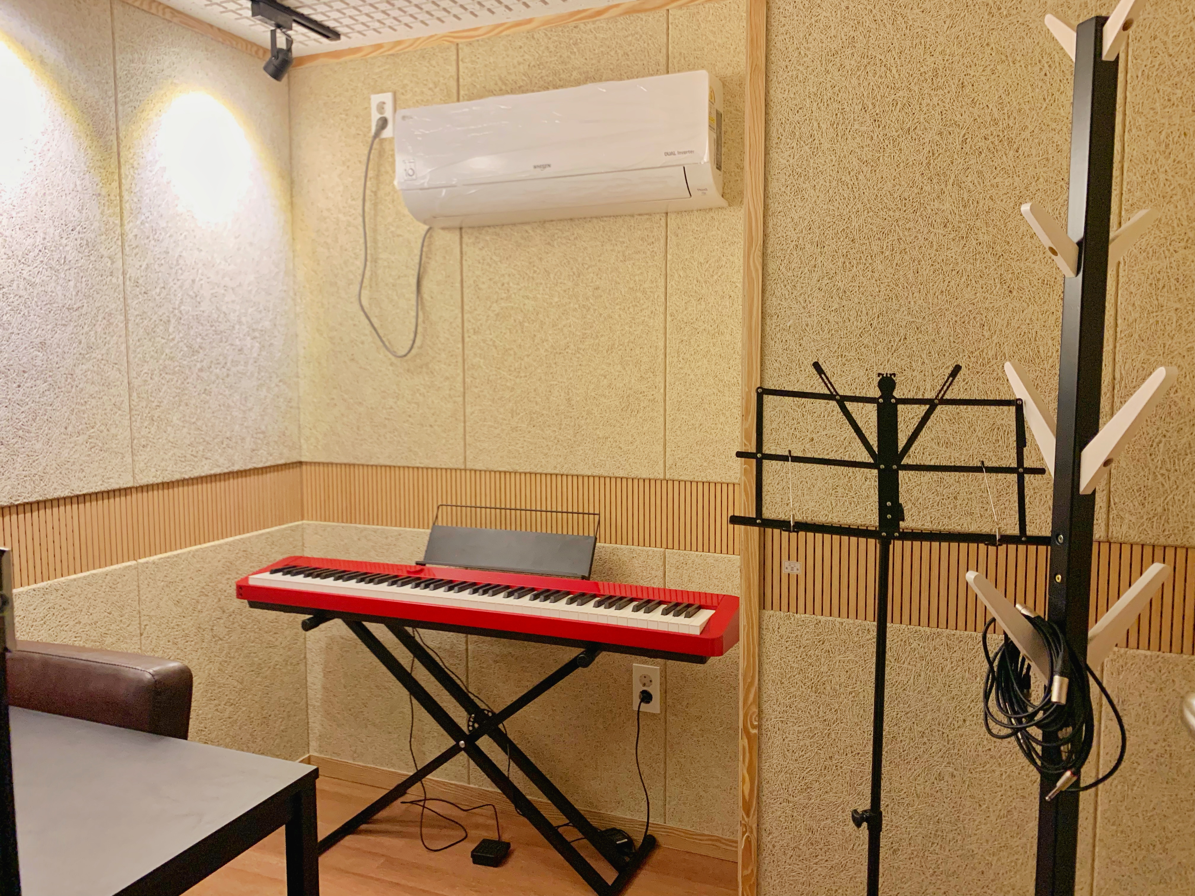 4번째 스튜디오 사진