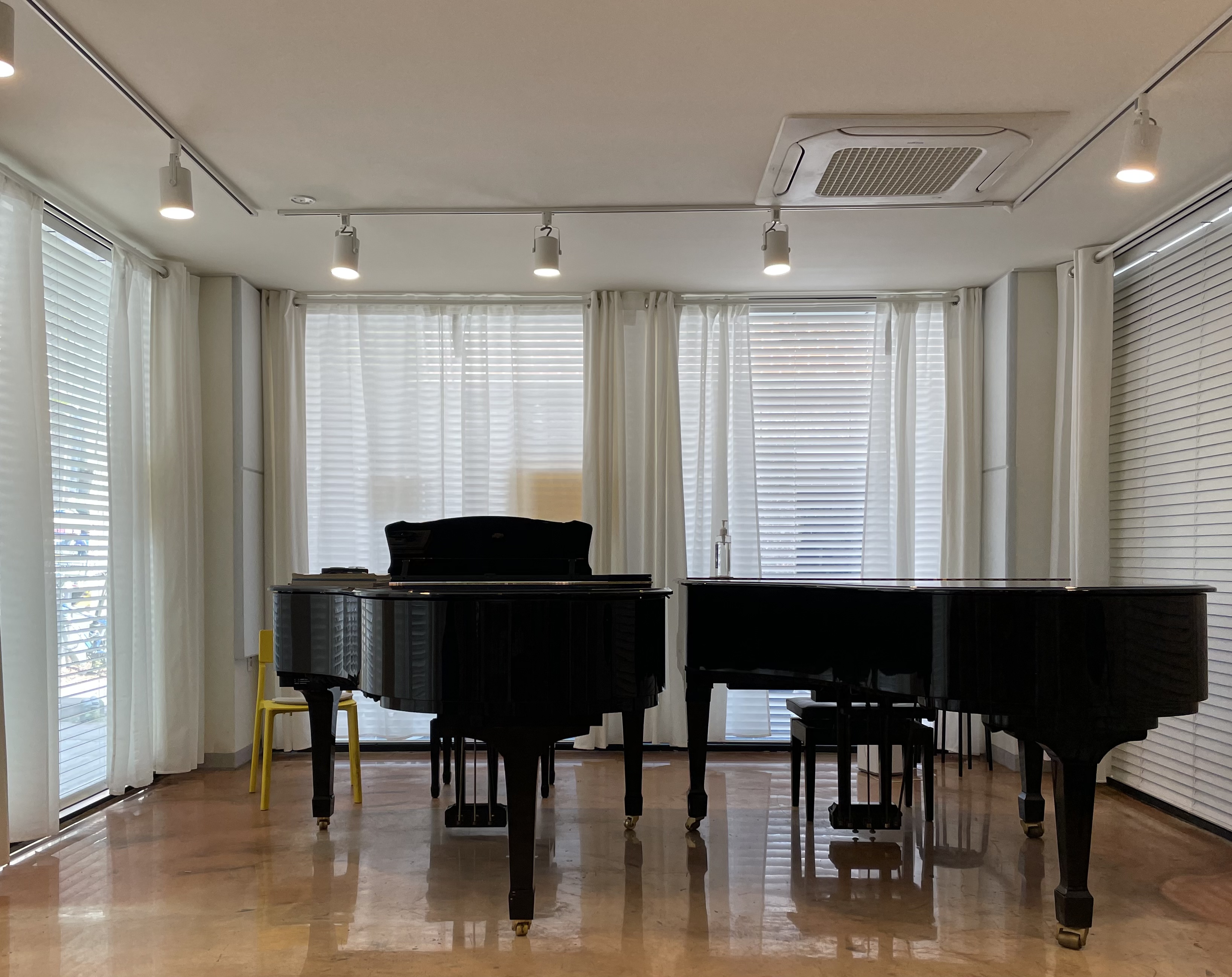 1번째 스튜디오 사진