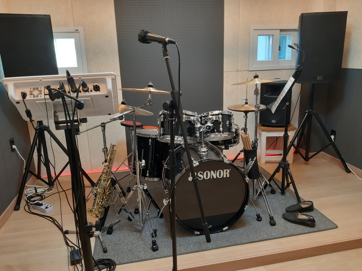 1번째 스튜디오 사진