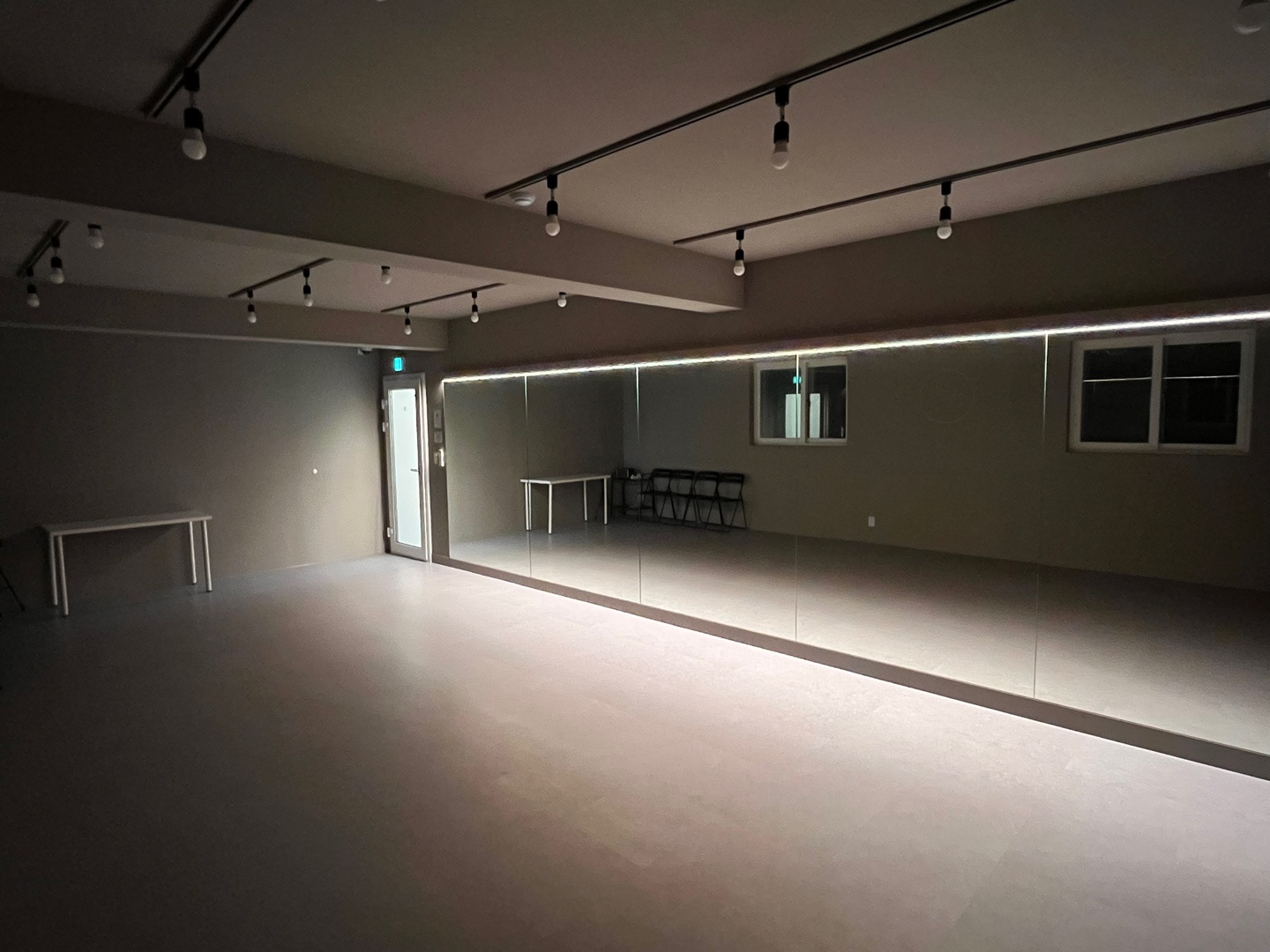 1번째 스튜디오 사진