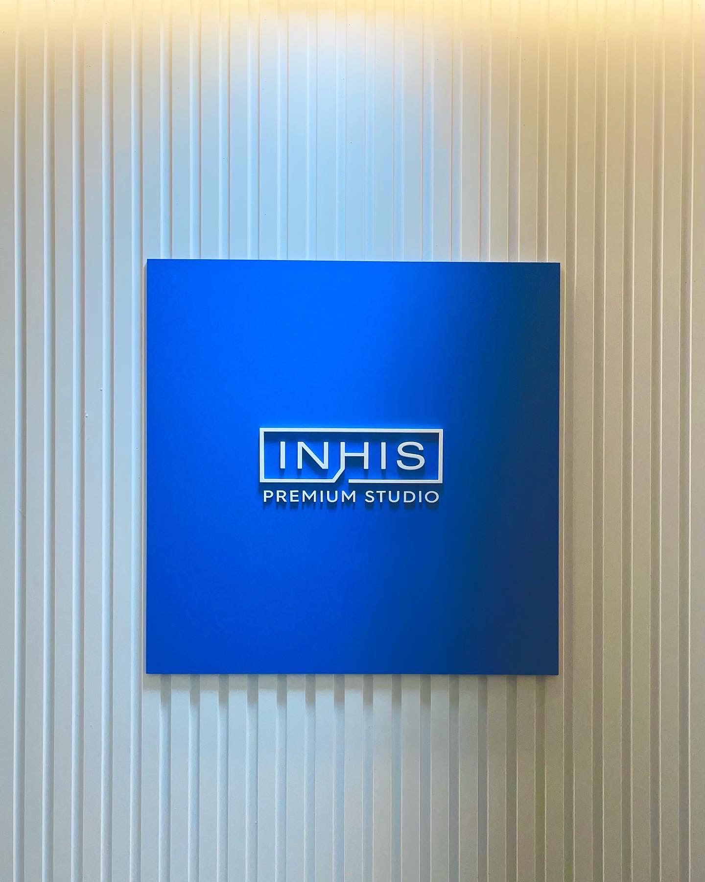 1번째 스튜디오 사진