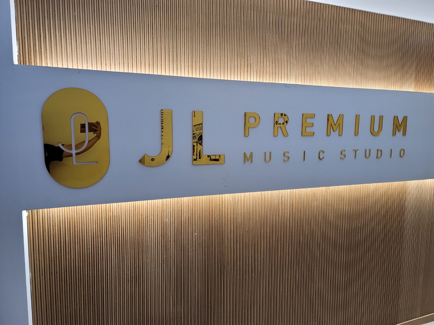 1번째 스튜디오 사진