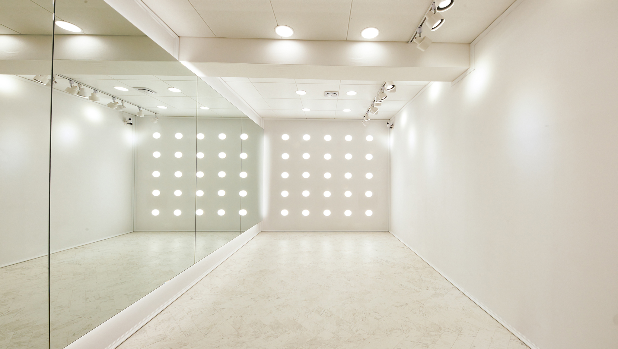 4번째 스튜디오 사진