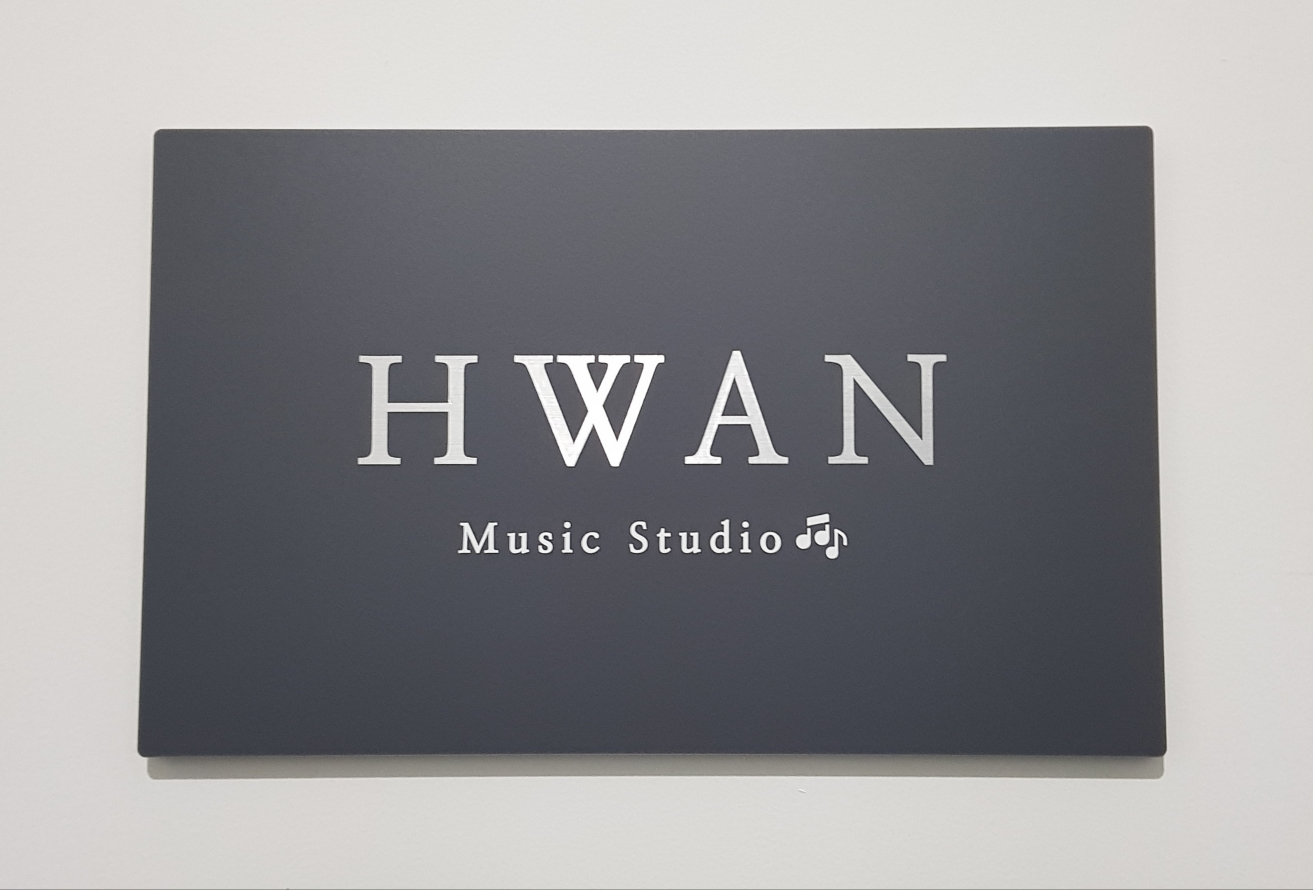 4번째 스튜디오 사진