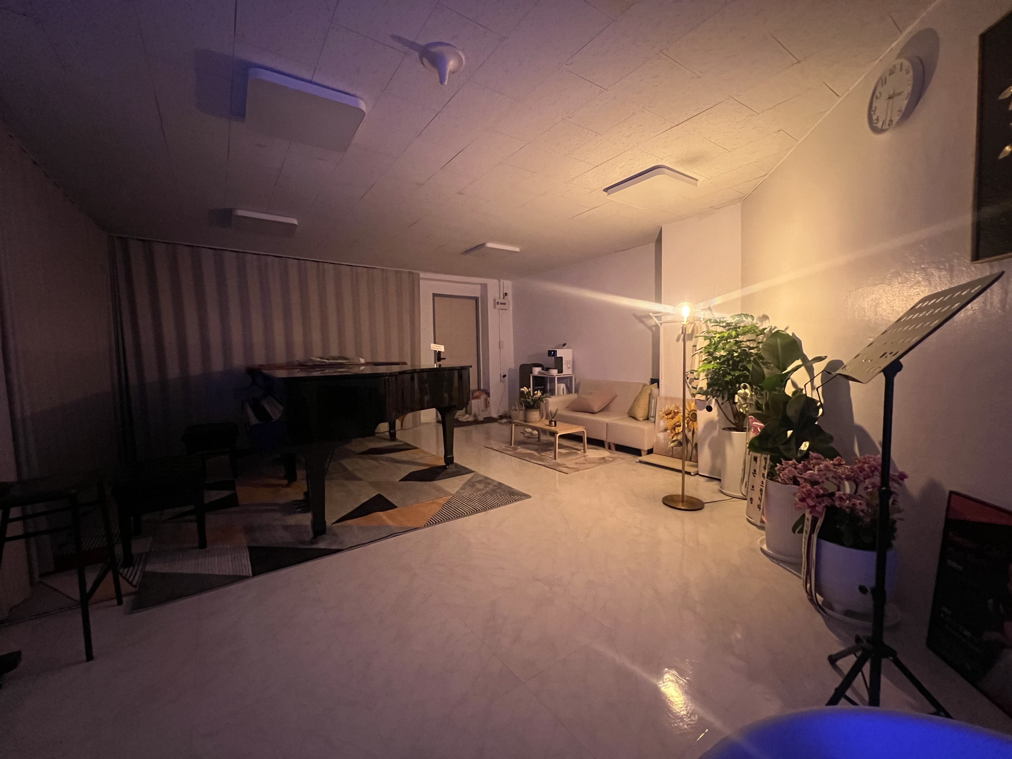 4번째 스튜디오 사진