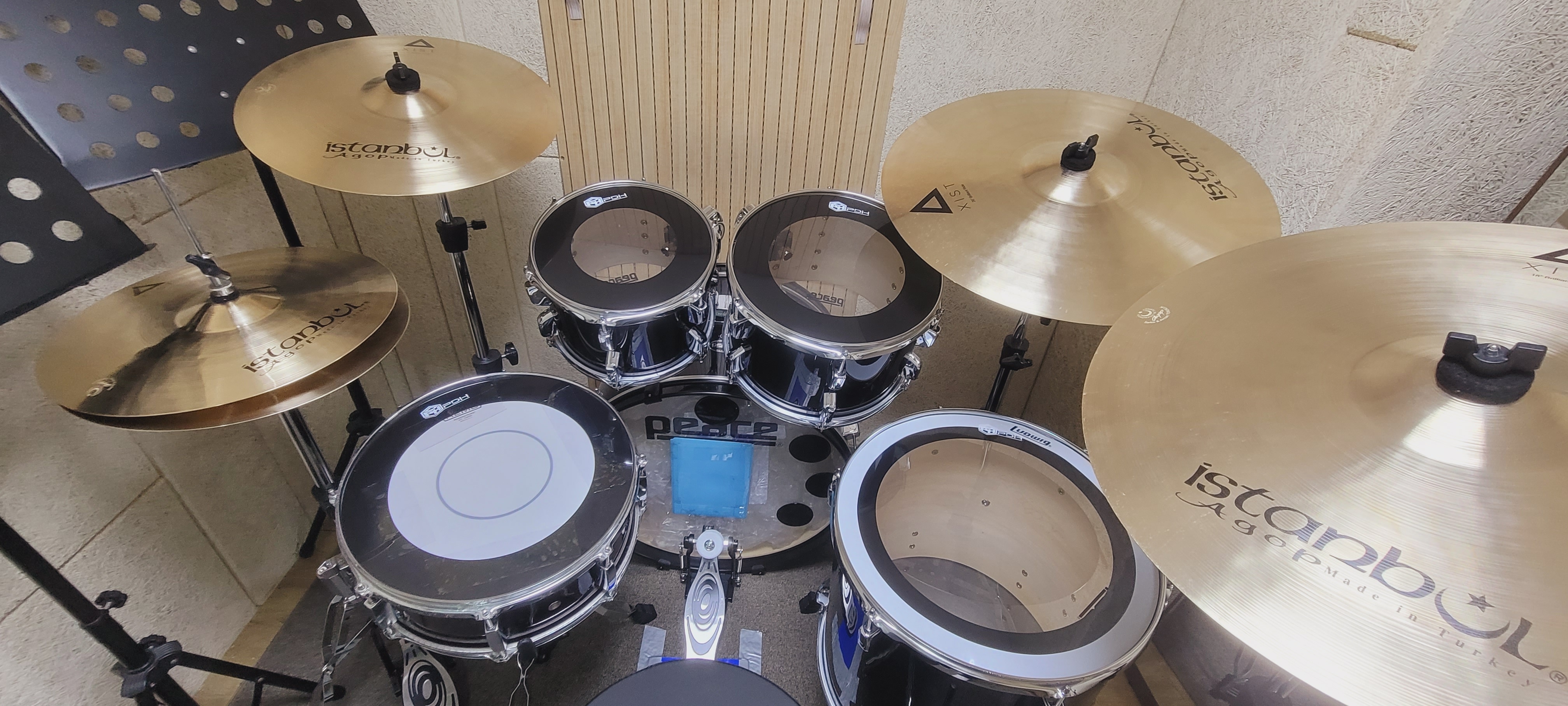 4번째 스튜디오 사진