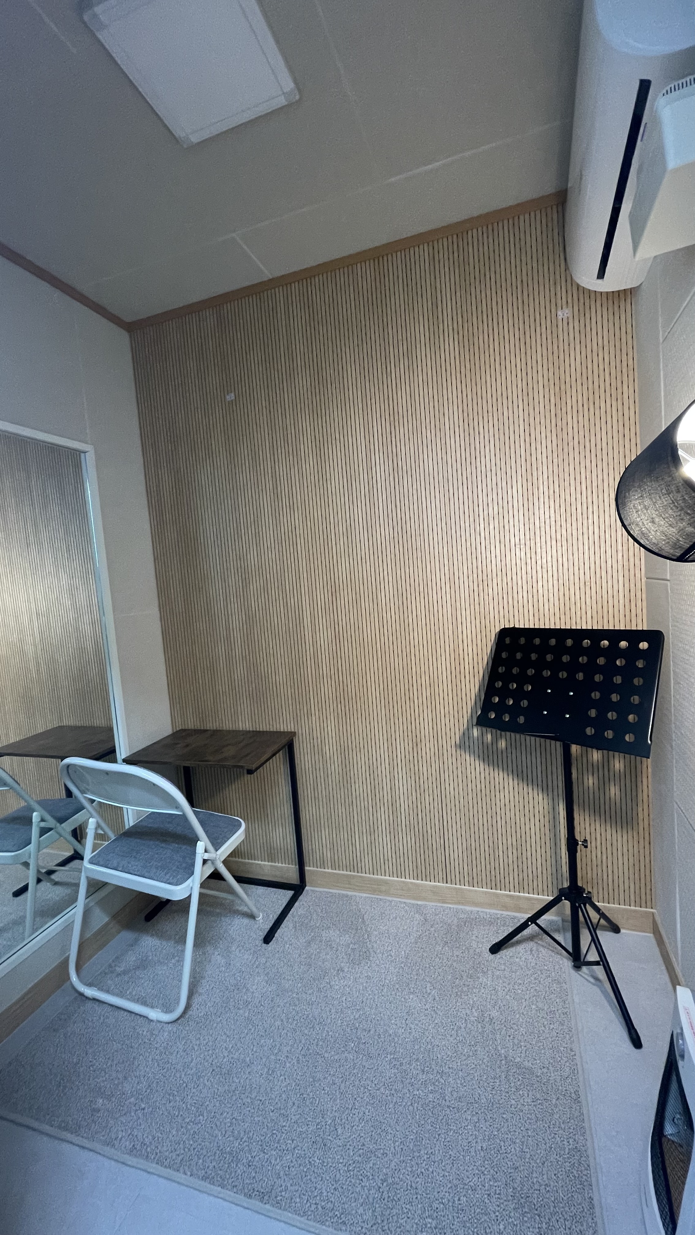 4번째 스튜디오 사진