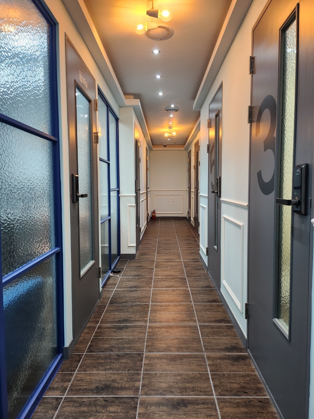 1번째 스튜디오 사진