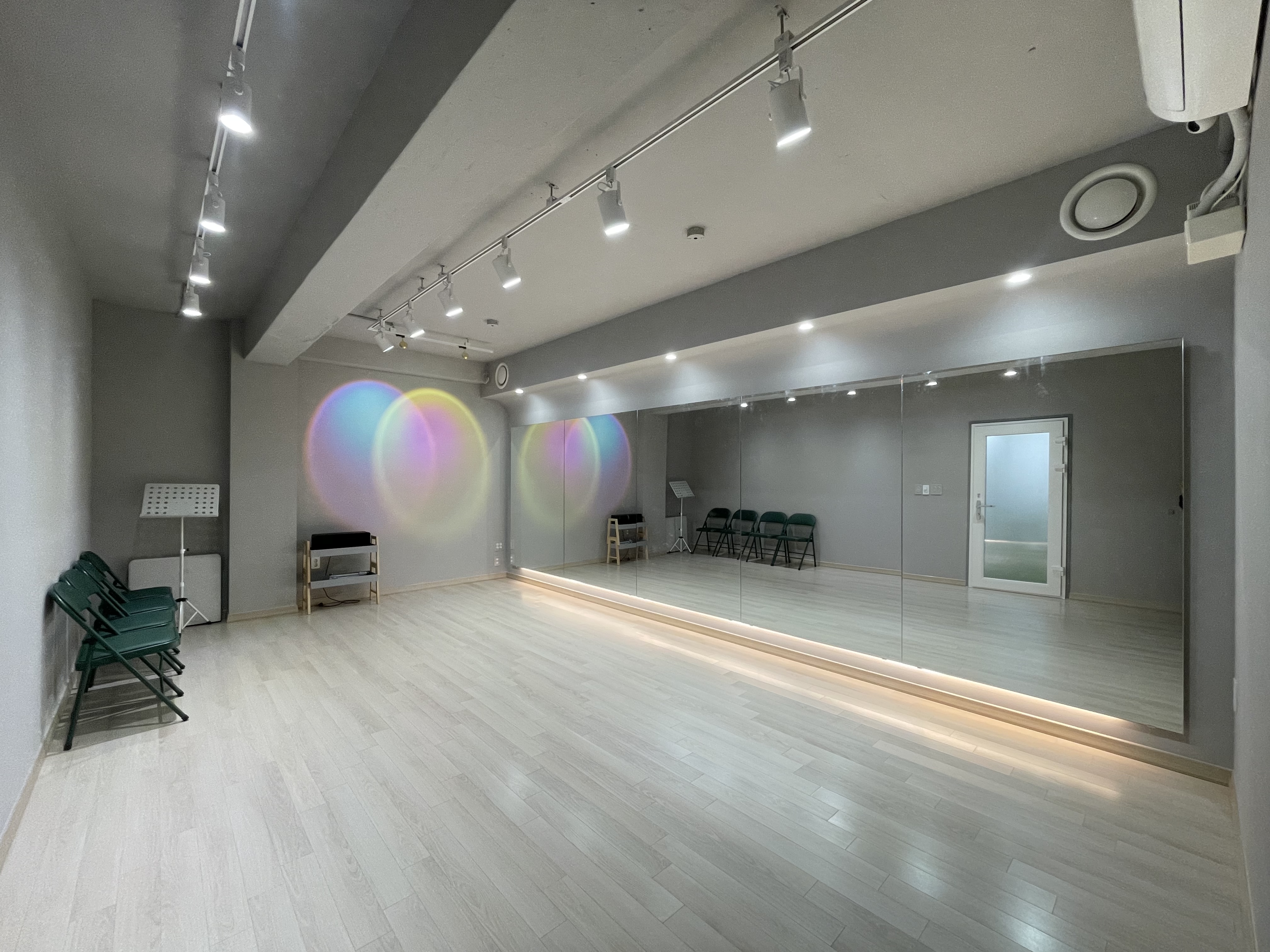 3번째 스튜디오 사진