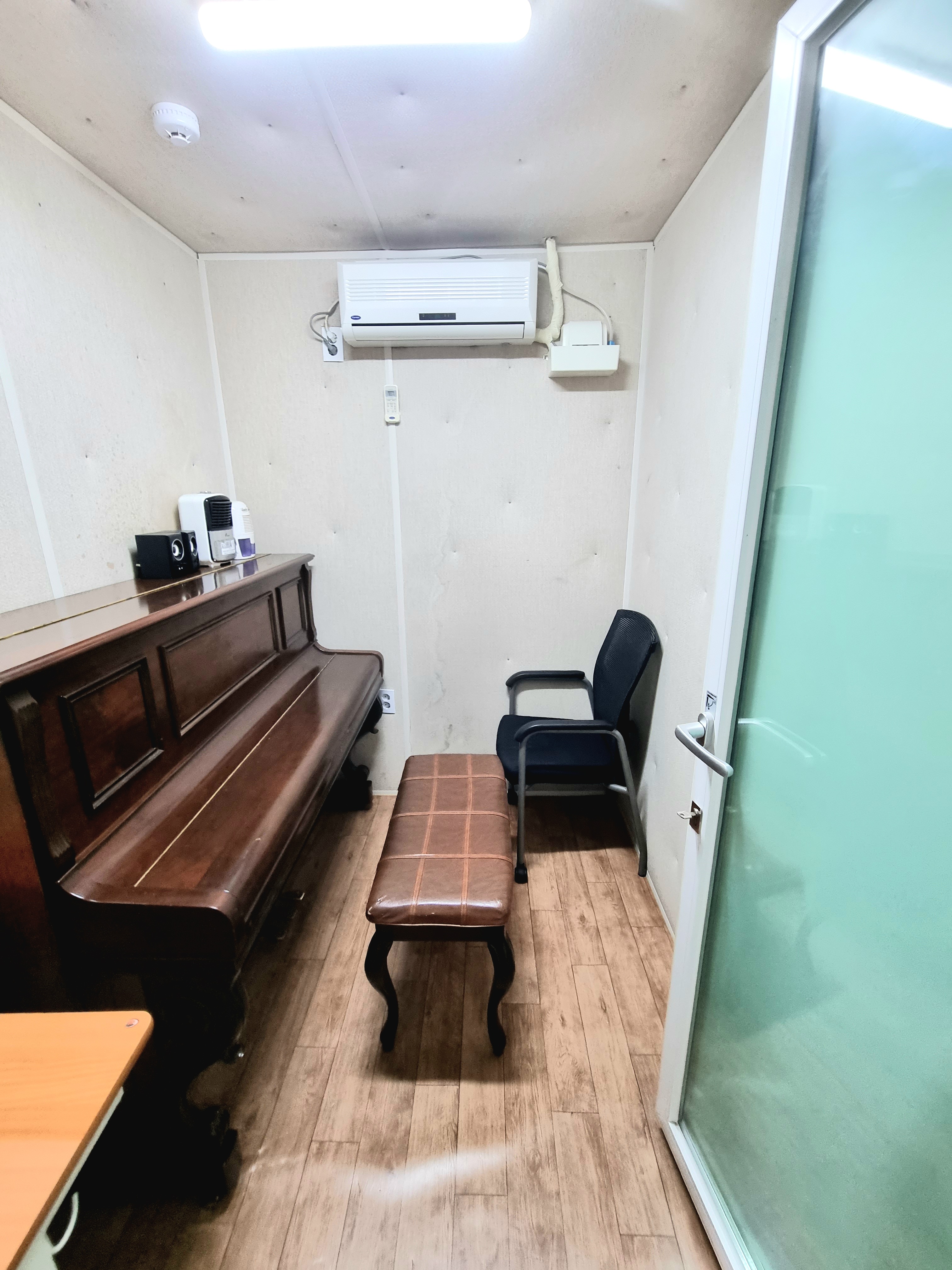 2번째 스튜디오 사진