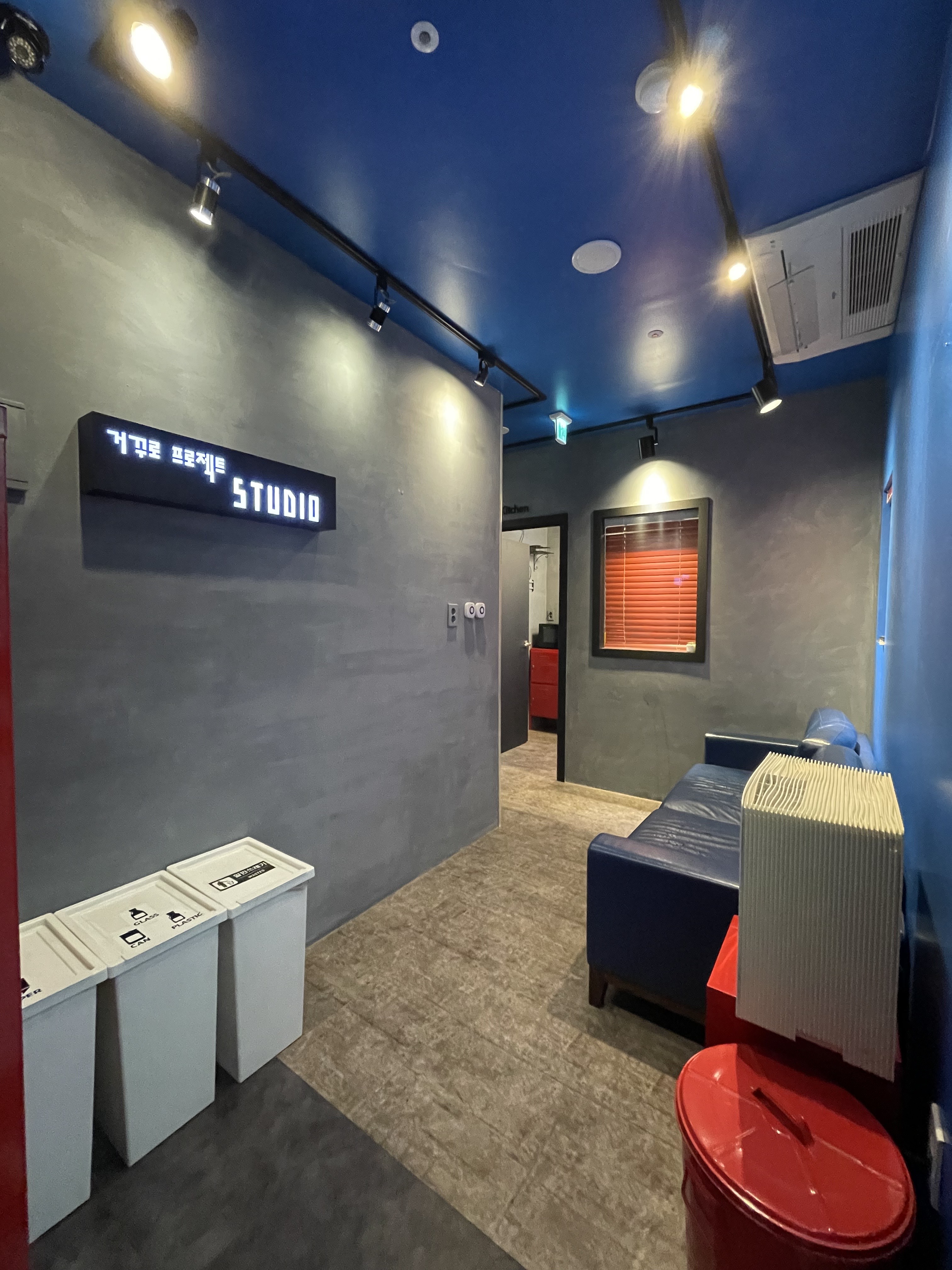 1번째 스튜디오 사진