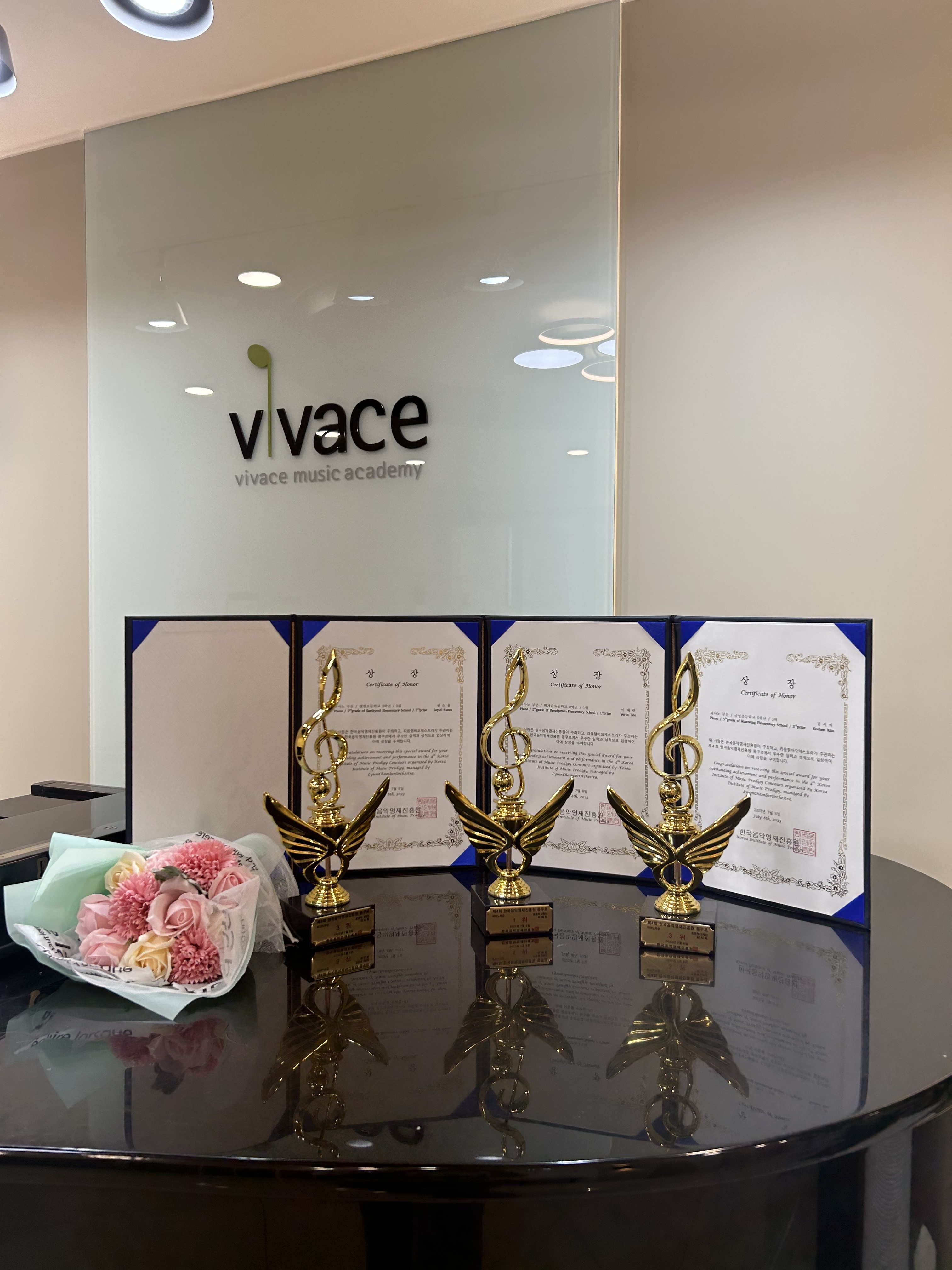 1번째 스튜디오 사진