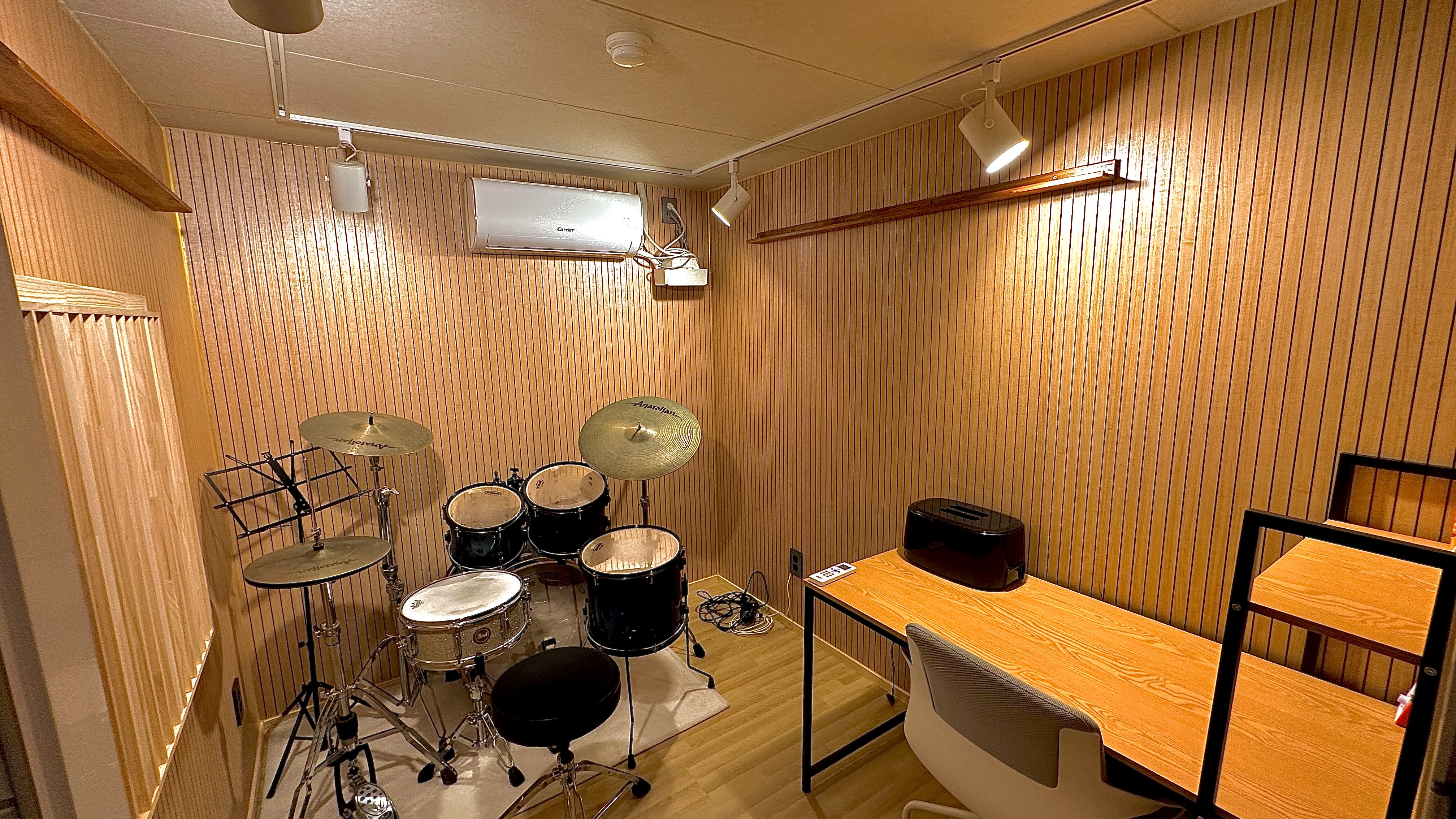 1번째 스튜디오 사진