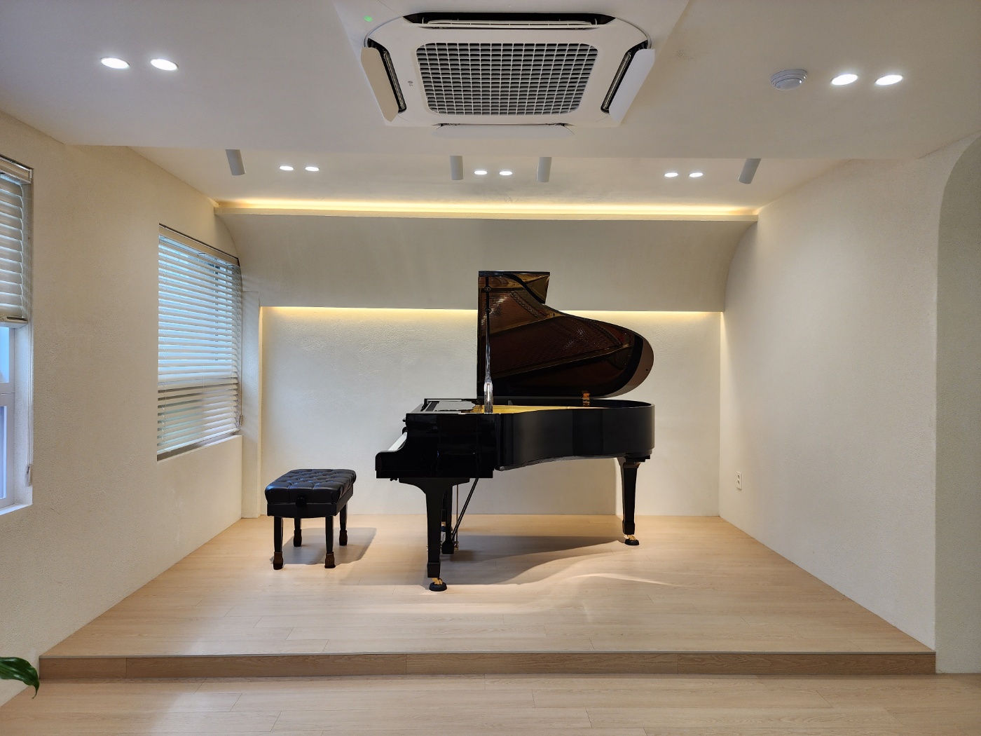 1번째 스튜디오 사진