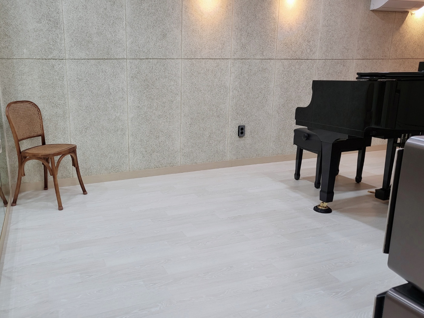 4번째 스튜디오 사진