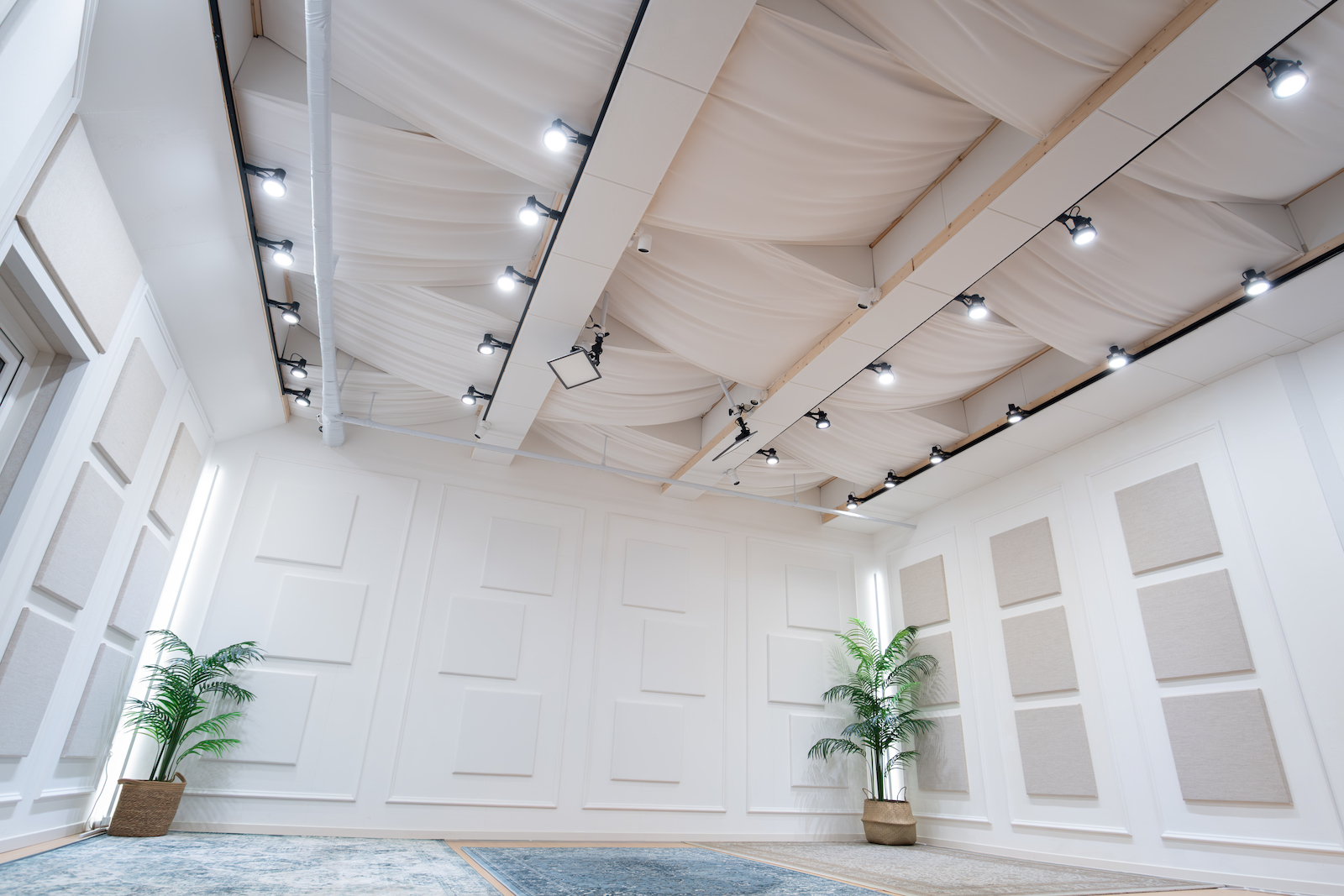 1번째 스튜디오 사진