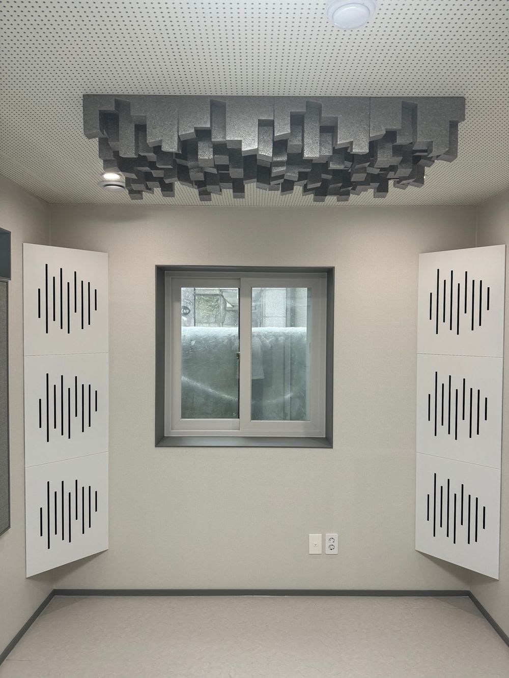 1번째 스튜디오 사진