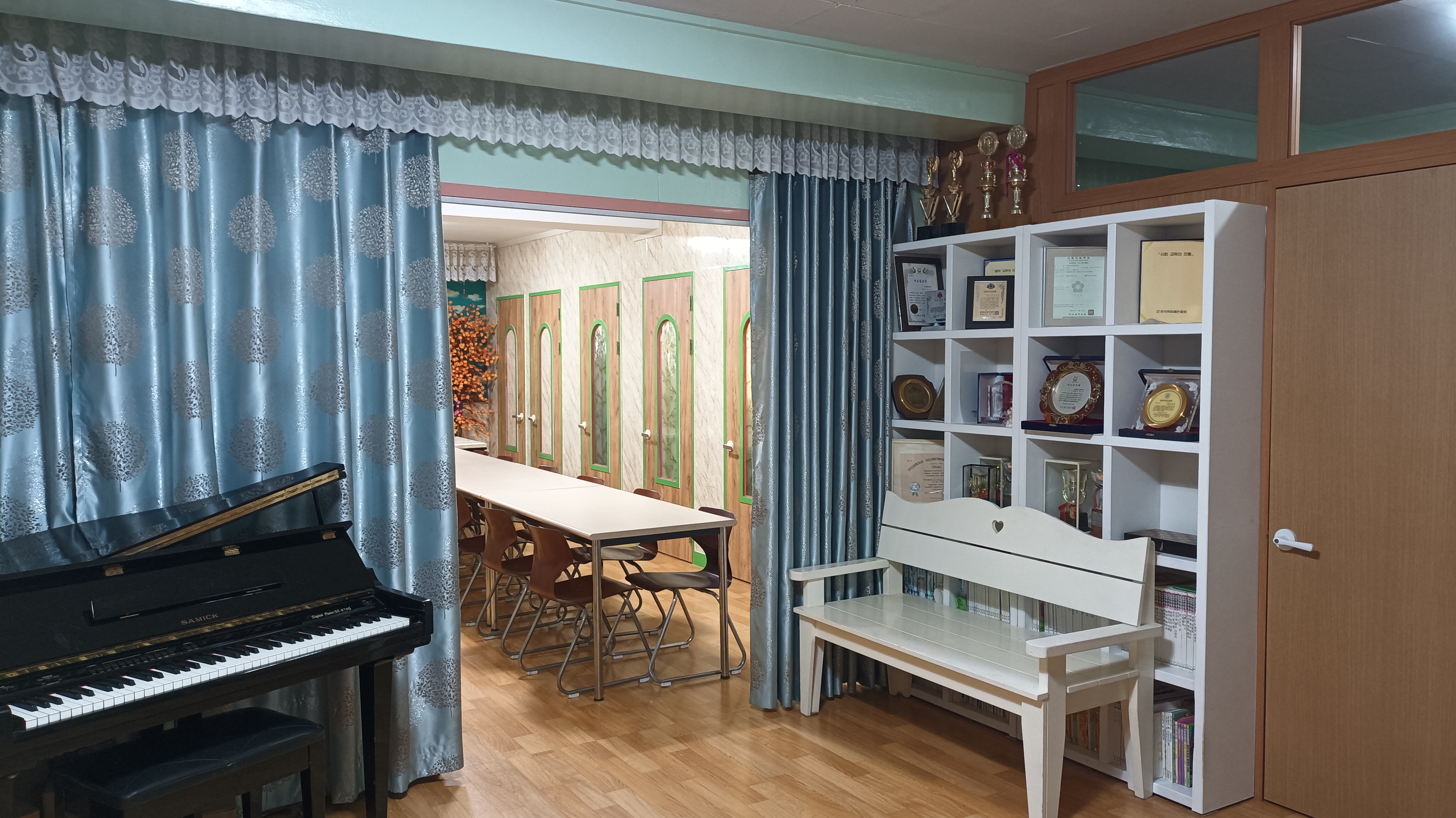 1번째 스튜디오 사진