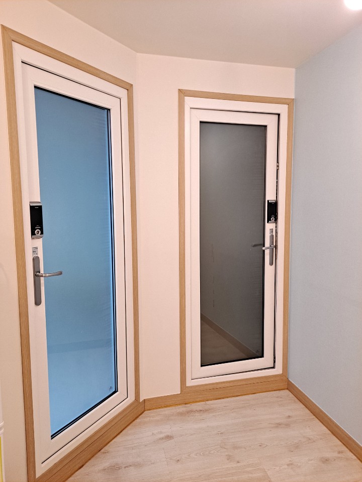 4번째 스튜디오 사진