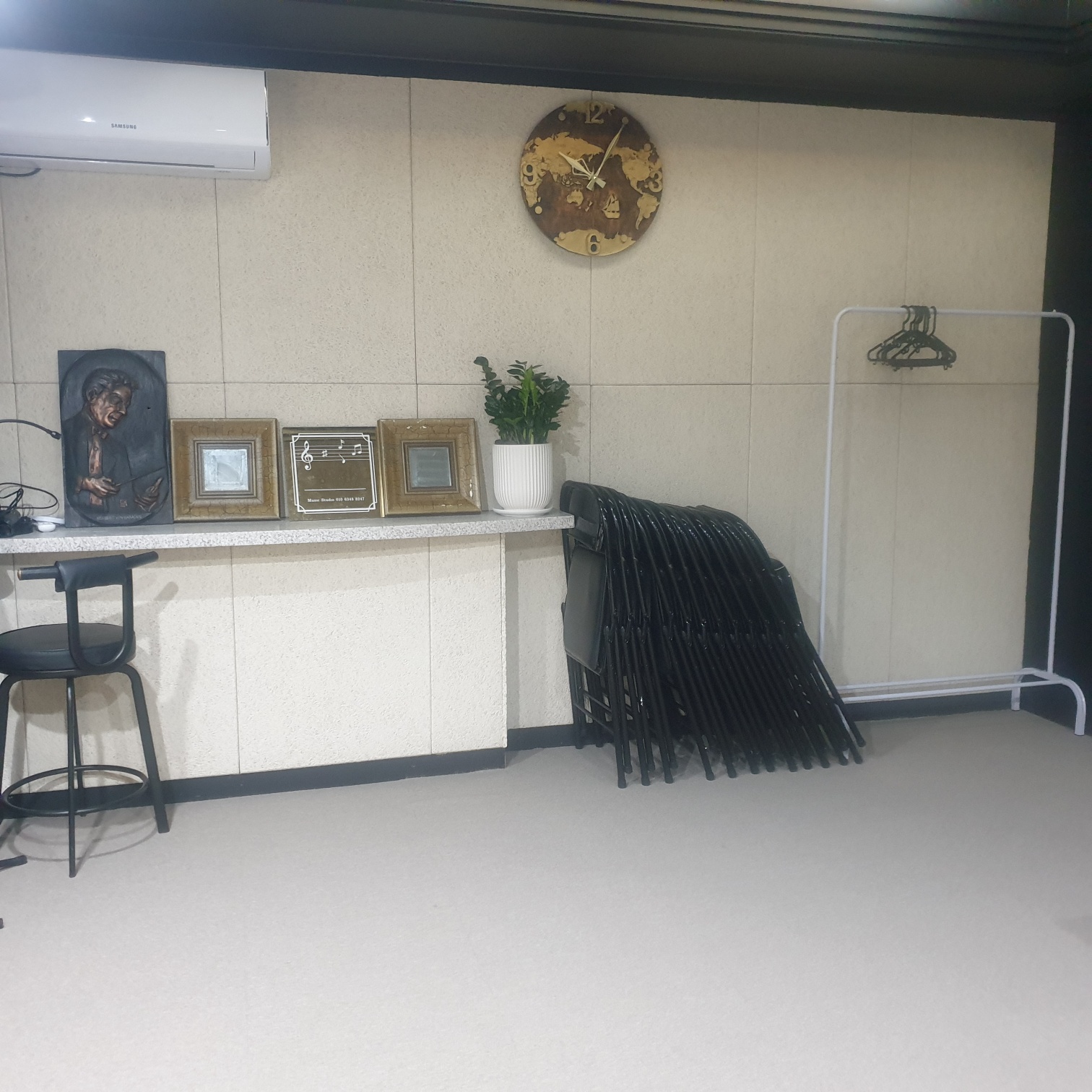 5번째 스튜디오 사진